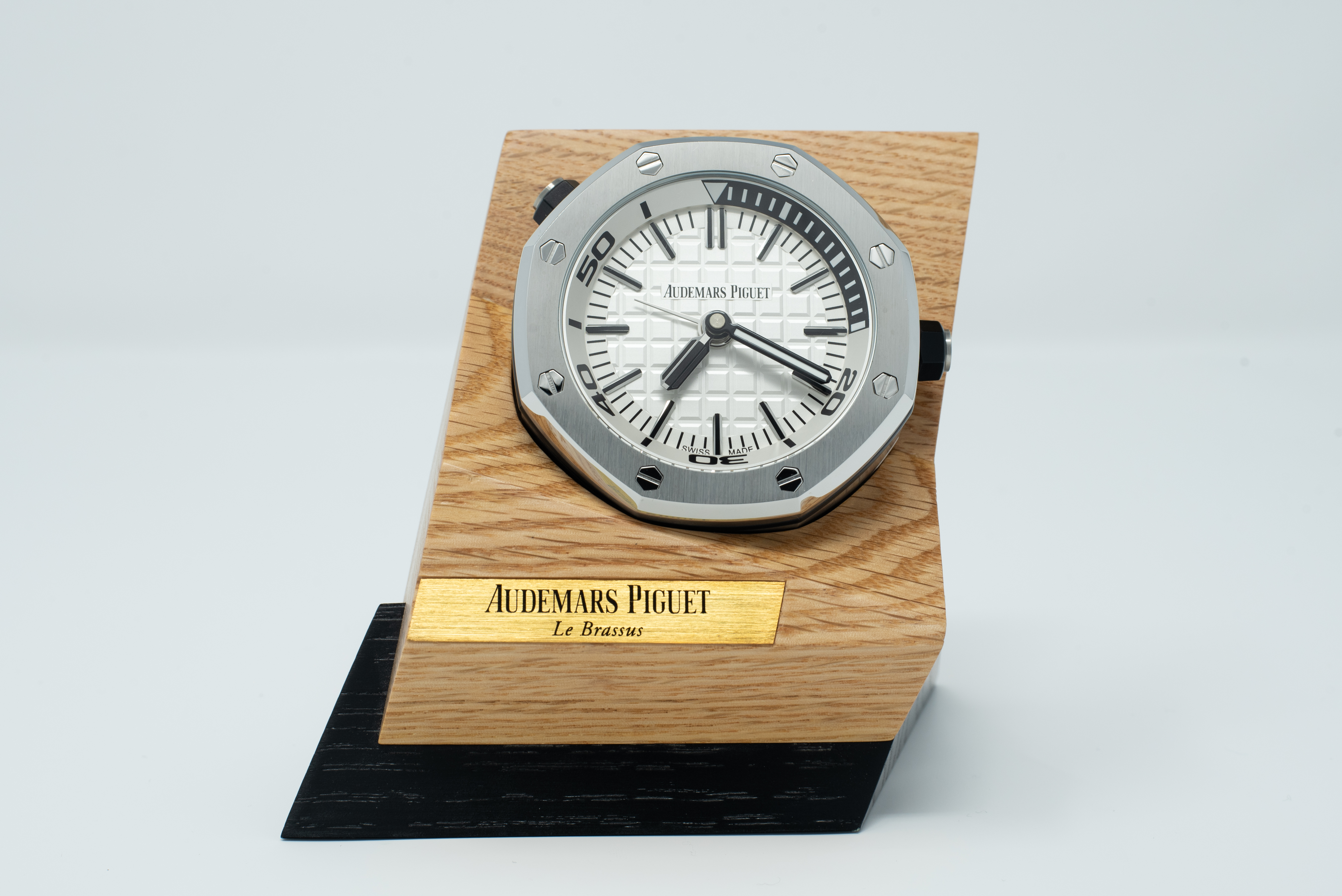 Audemars piguet shop desk clock