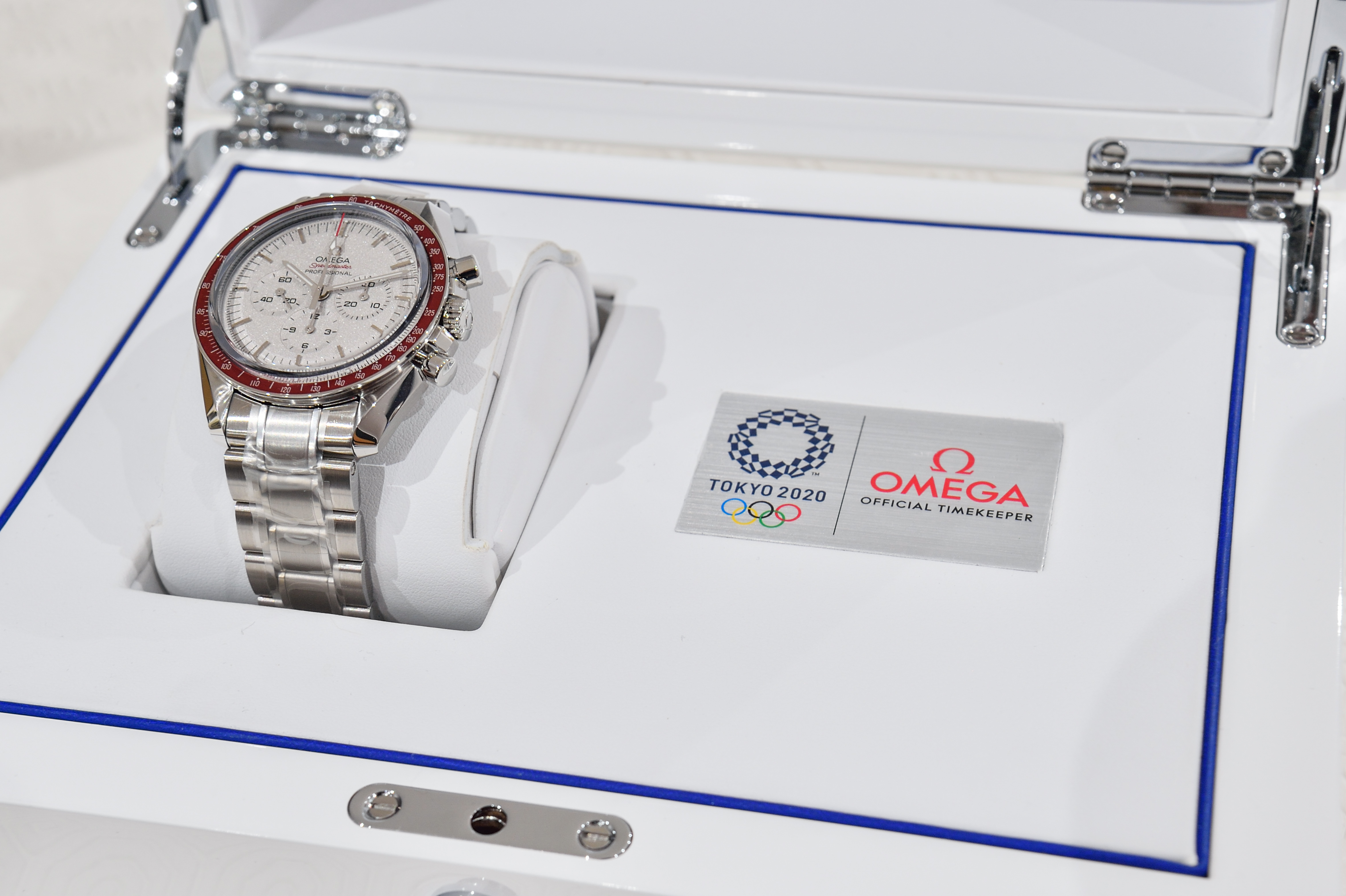 2021 OMEGA SPEEDMASTER LIMITED EDITION TOKYO 2020 RED for sale