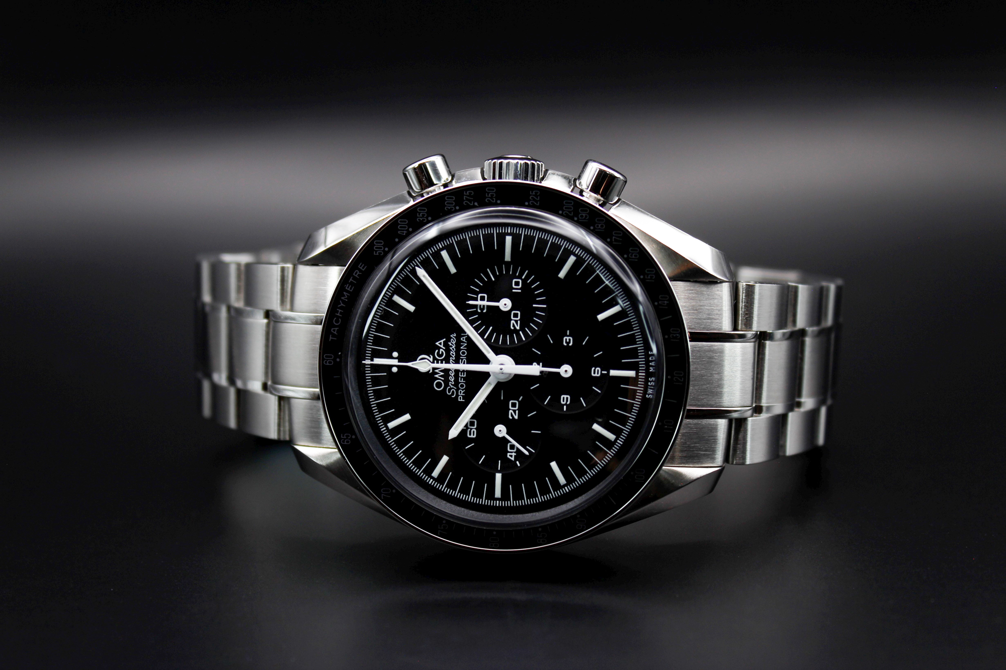 Omega speedmaster outlet moonwatch 2018