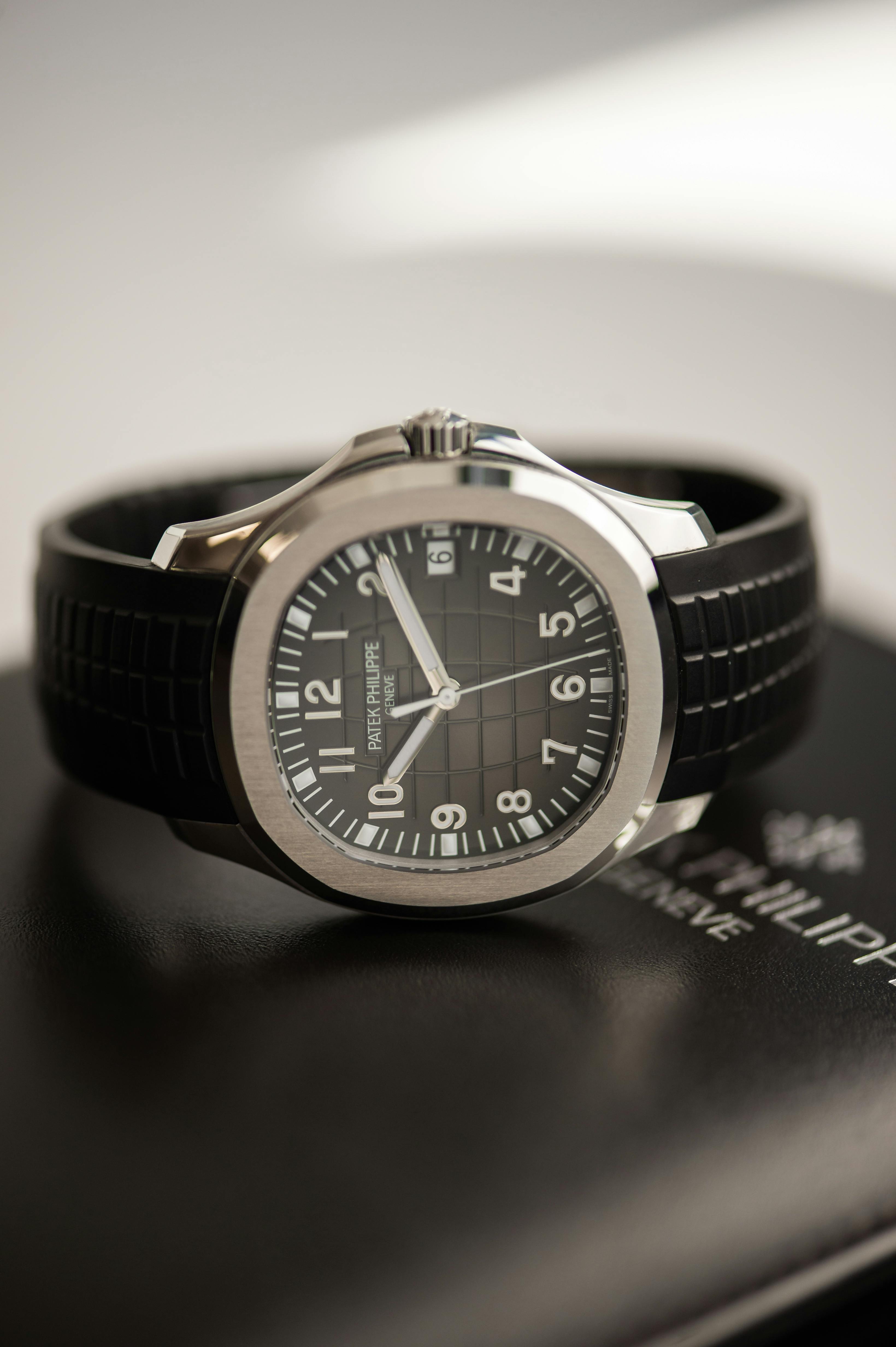 19 Patek Philippe Aquanaut 19 Patek Philippe Aquanaut