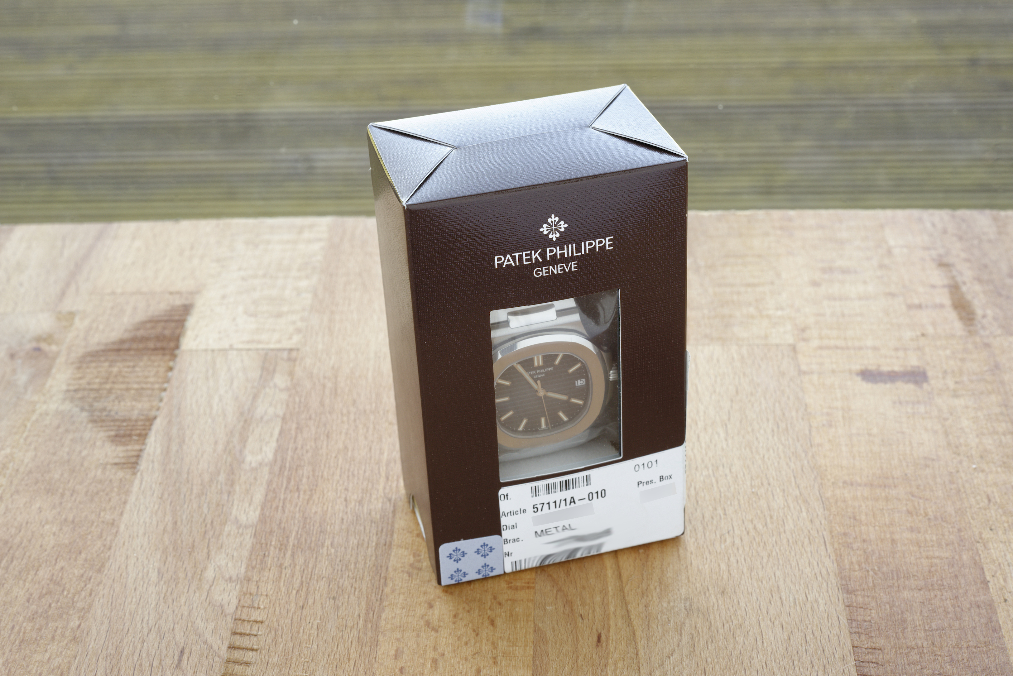 Patek philippe nautilus online box