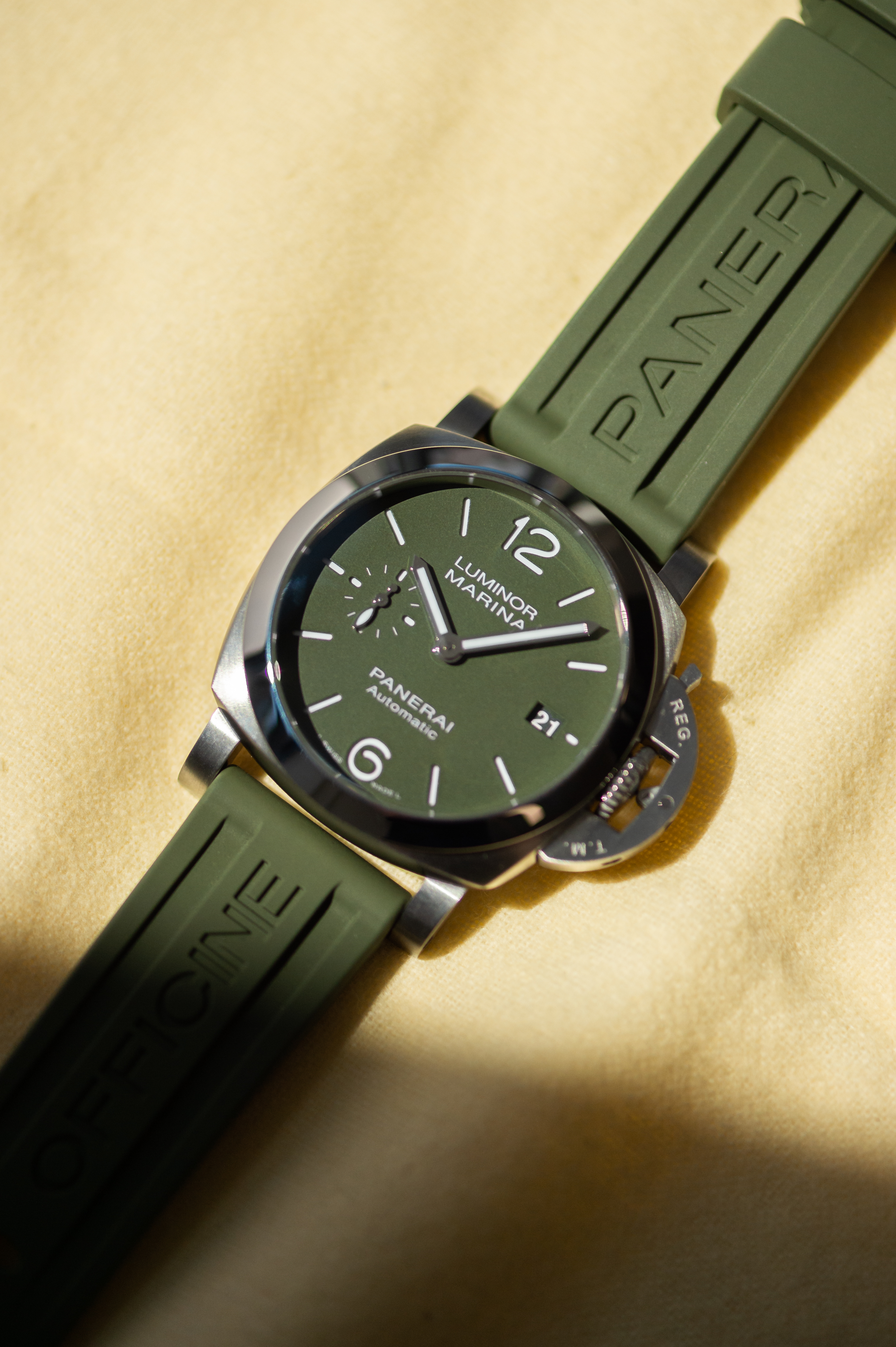 2022 PANERAI LUMINOR QUARANTA VERDE MILITARE for sale by auction