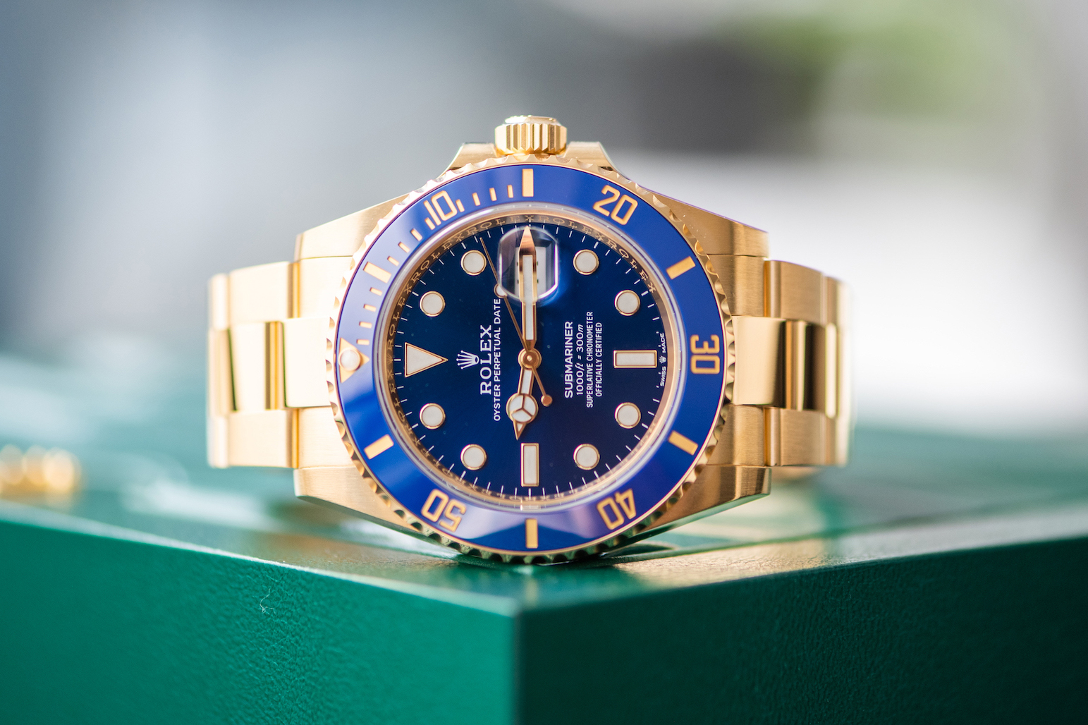 Blue and gold discount rolex submariner price