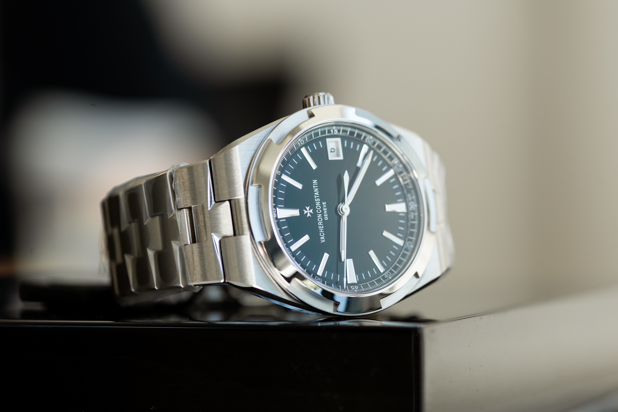 2022 VACHERON CONSTANTIN OVERSEAS for sale by auction in London