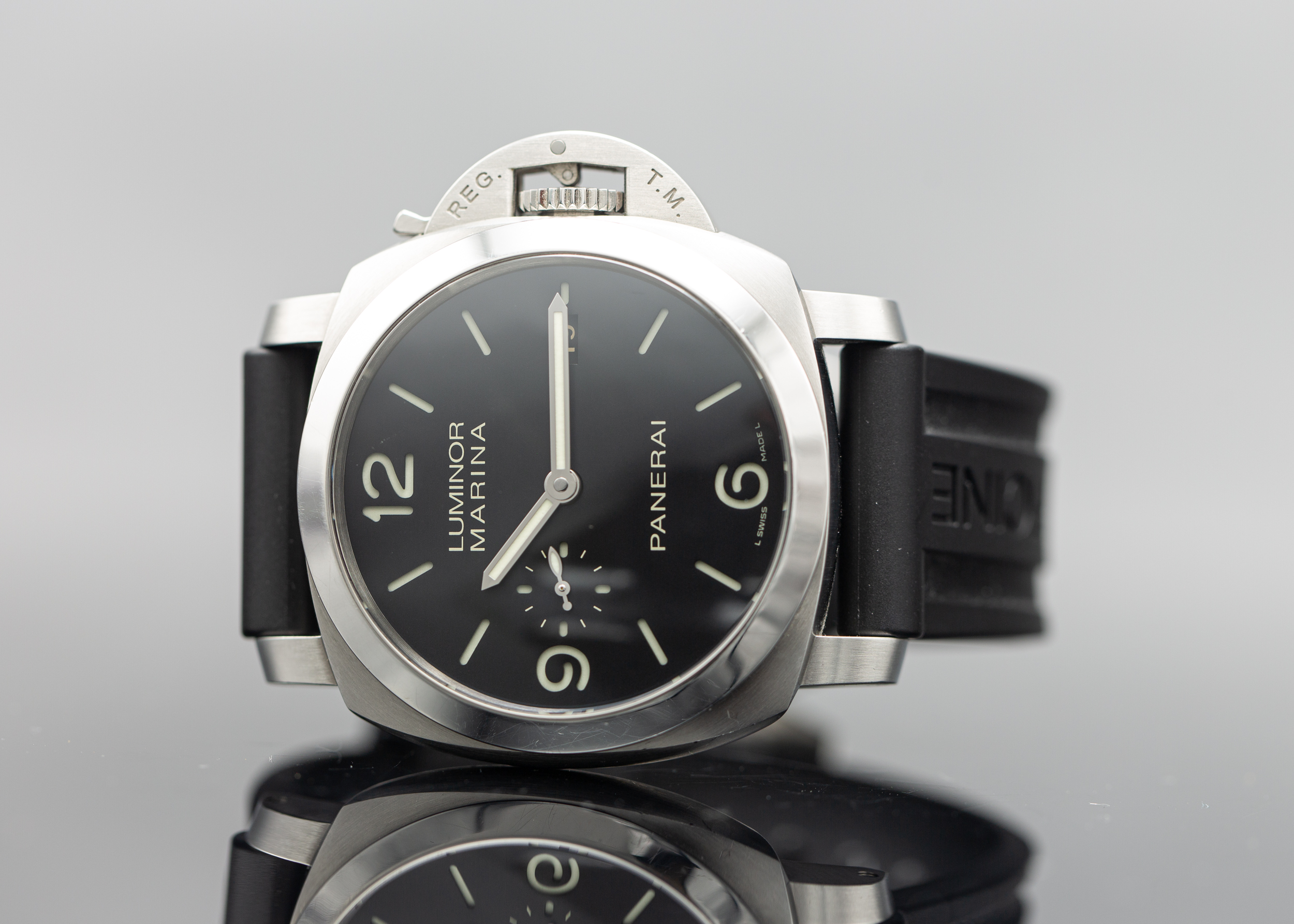 Panerai luminor marina outlet for sale