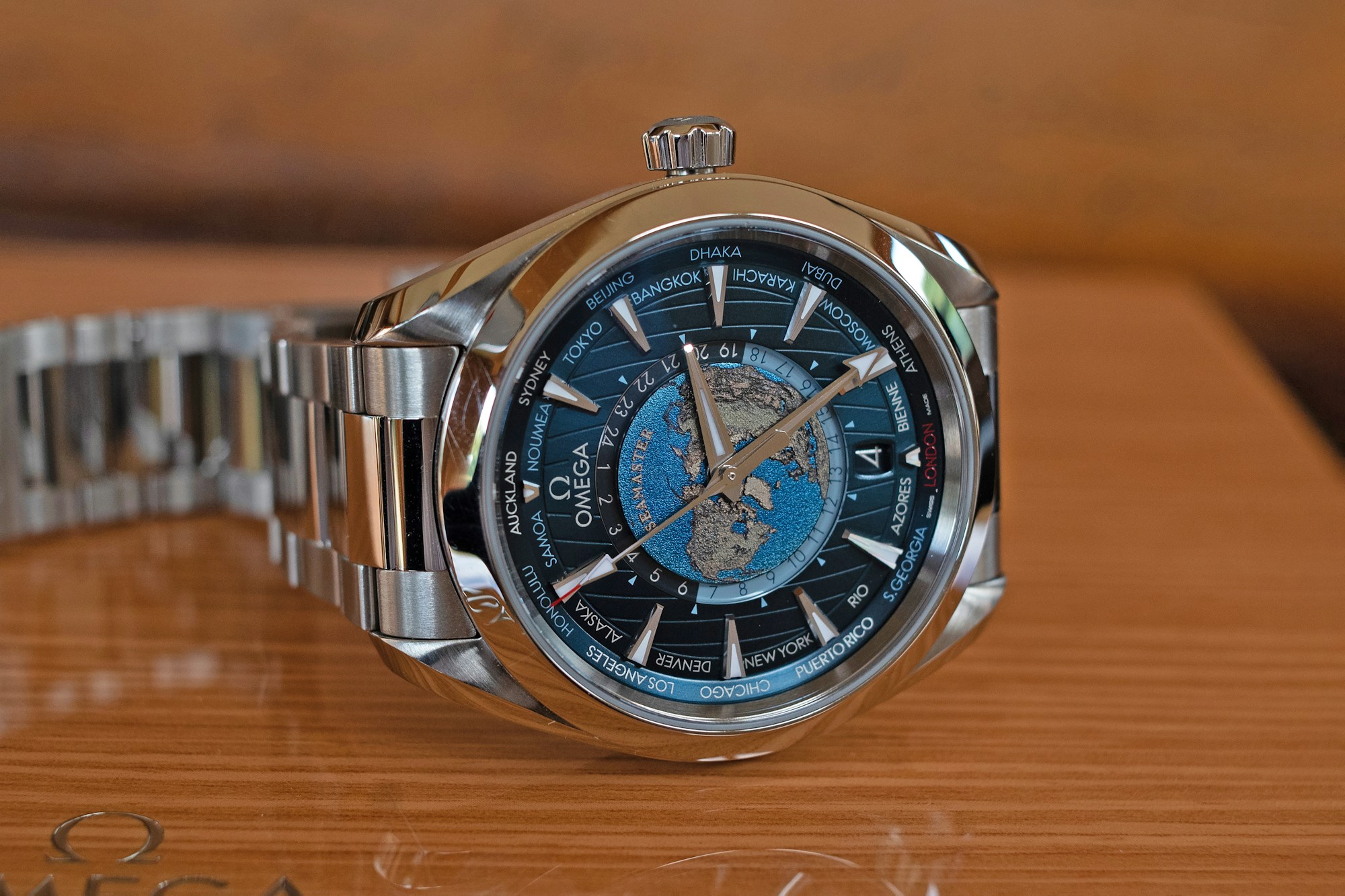 2021 OMEGA SEAMASTER AQUA TERRA WORLDTIMER for sale by auction in ...