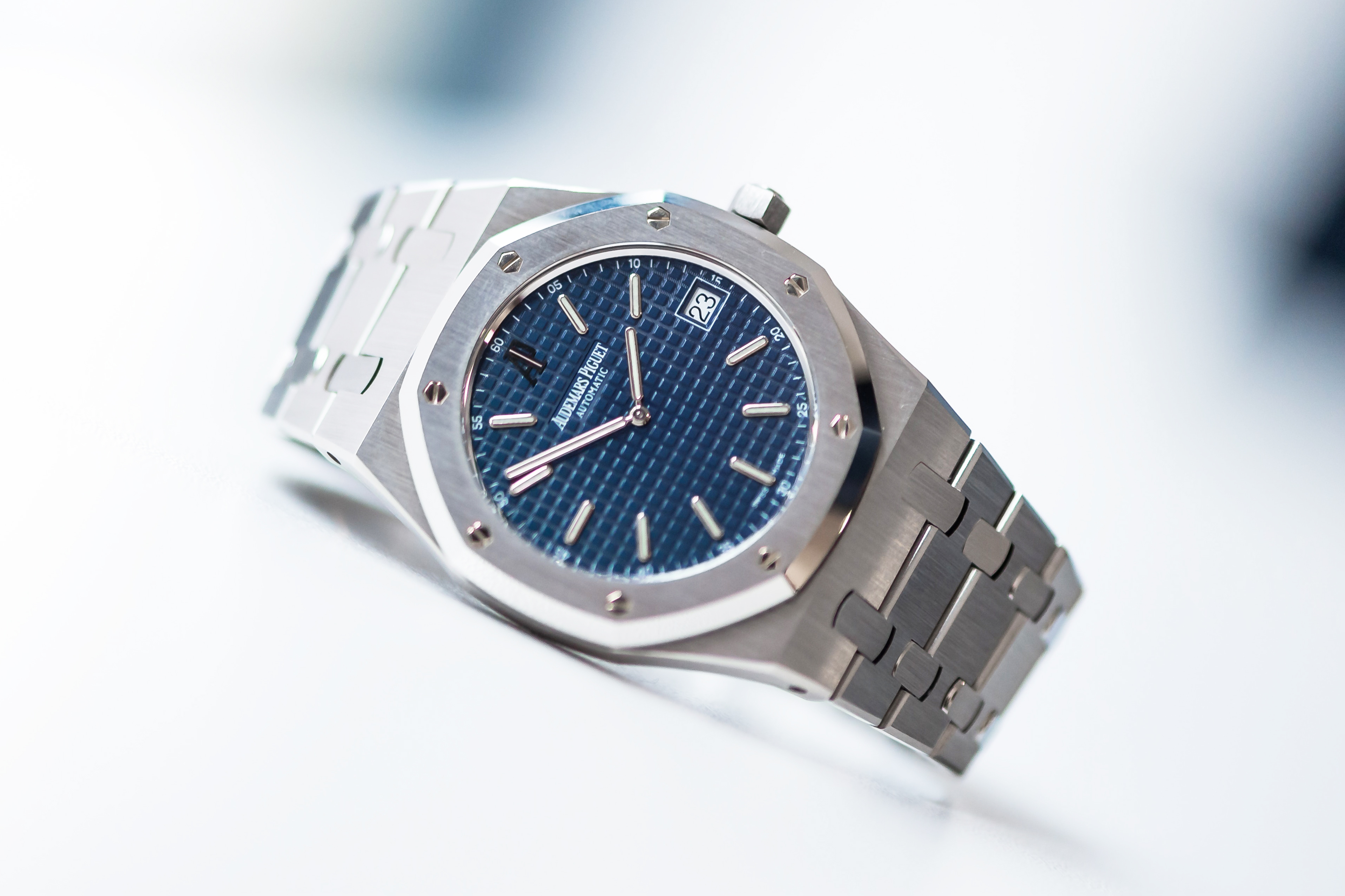 2007 AUDEMARS PIGUET ROYAL OAK JUMBO for sale by auction in