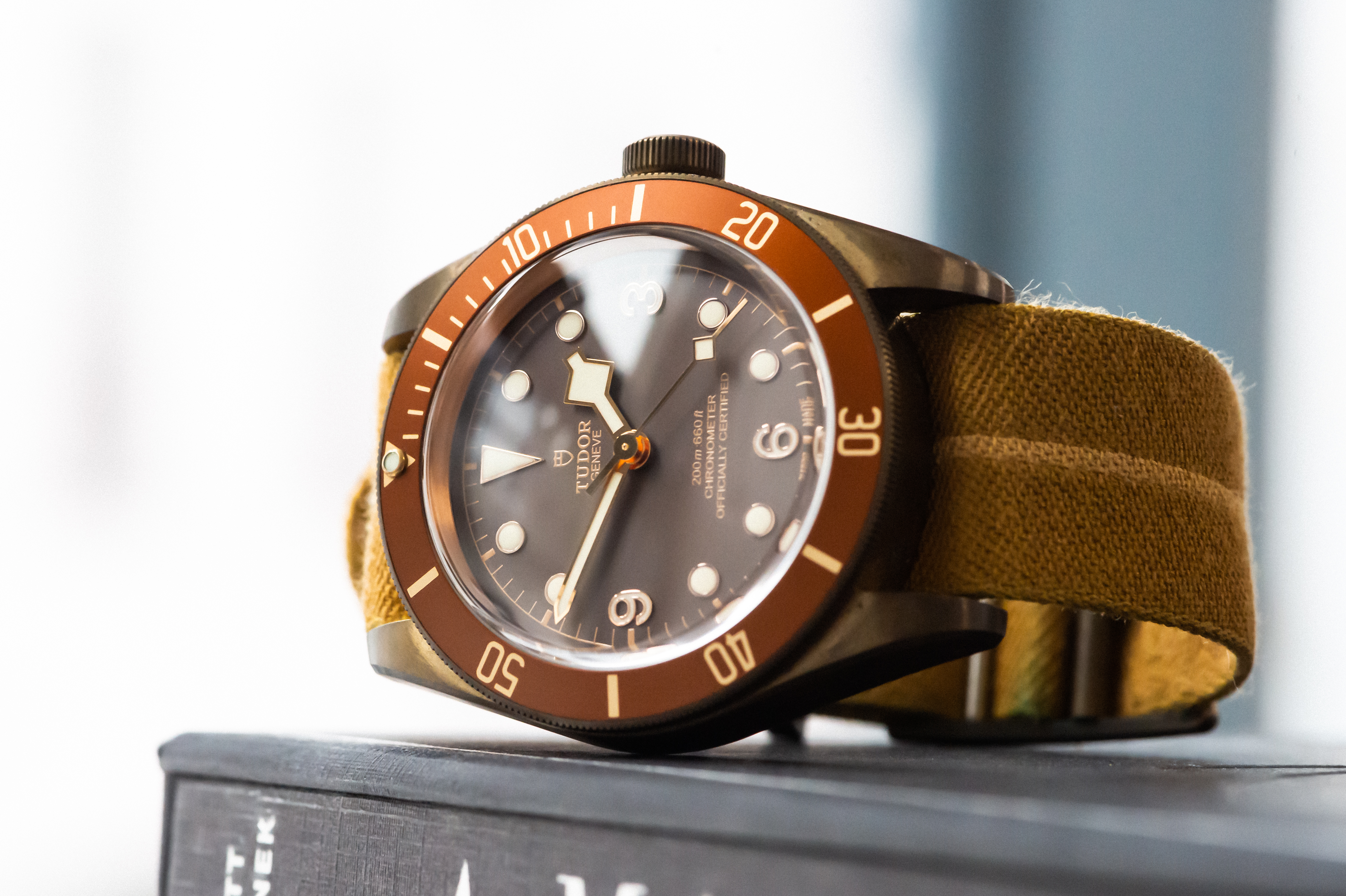 Tudor black bay on sale bronze nato strap