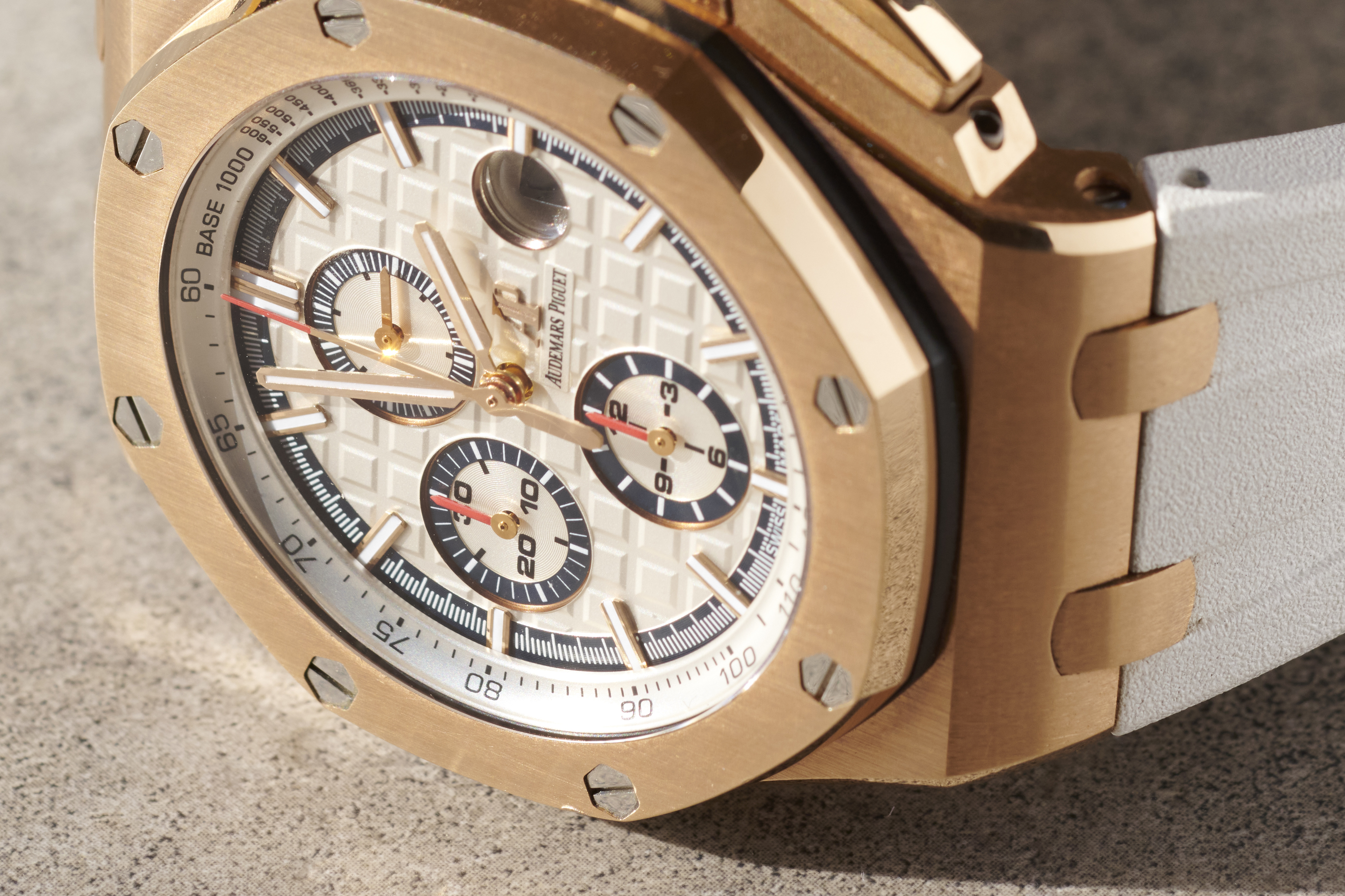 2017 AUDEMARS PIGUET ROYAL OAK OFFSHORE SUMMER EDITION for sale