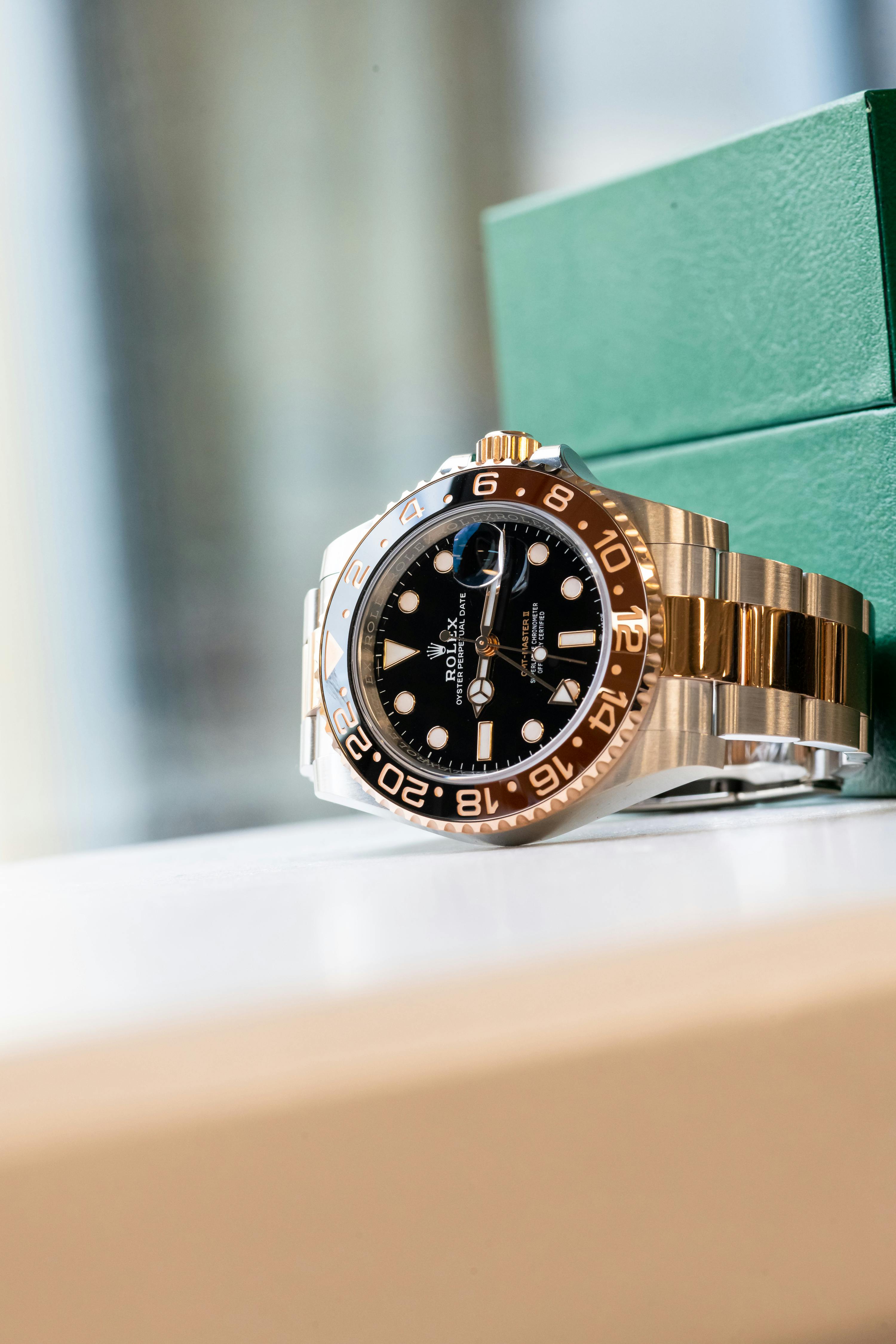 2022 ROLEX GMT-MASTER II 'ROOTBEER' for sale by auction in London ...