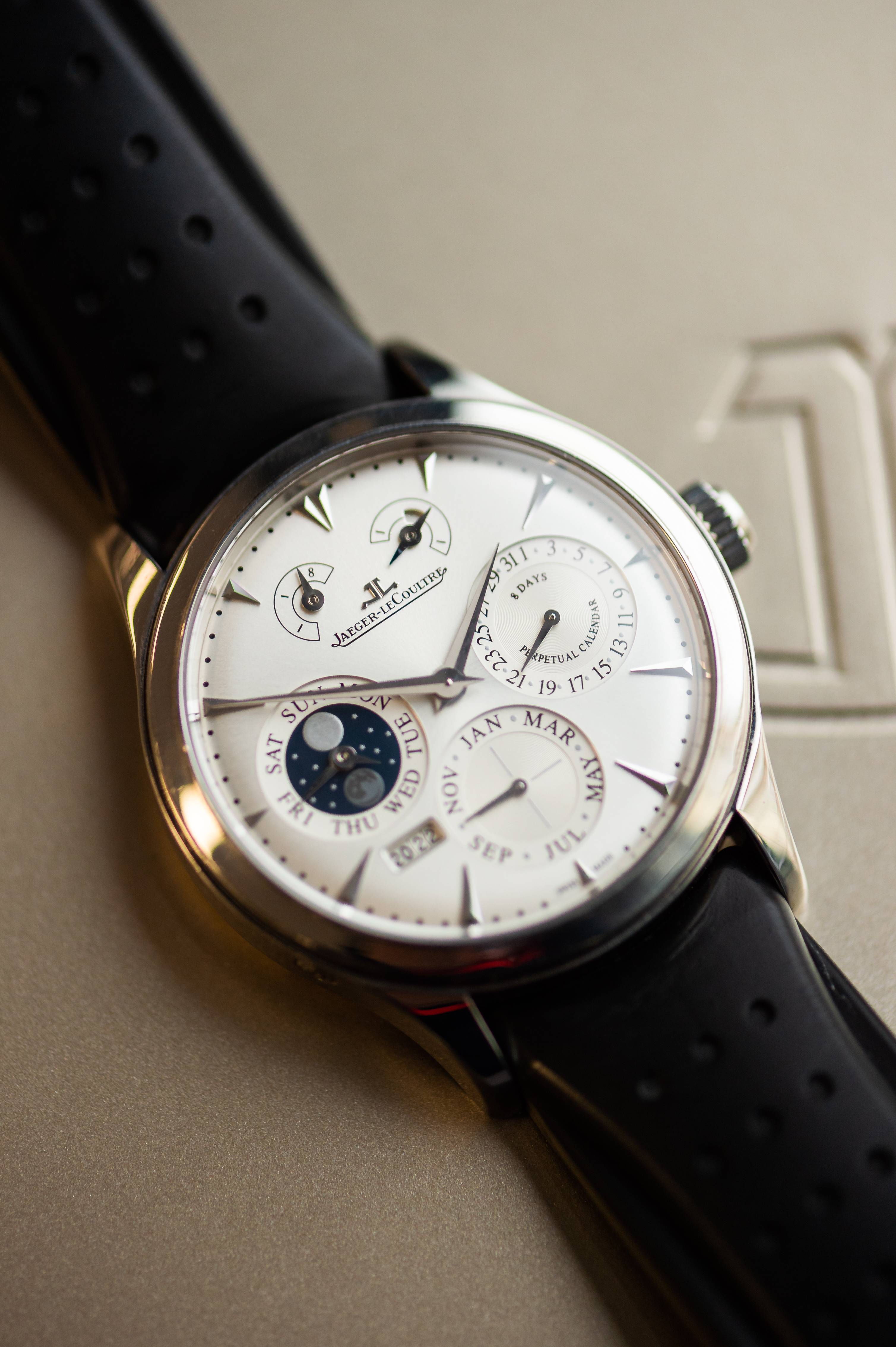 jaeger lecoultre master 8 days perpetual