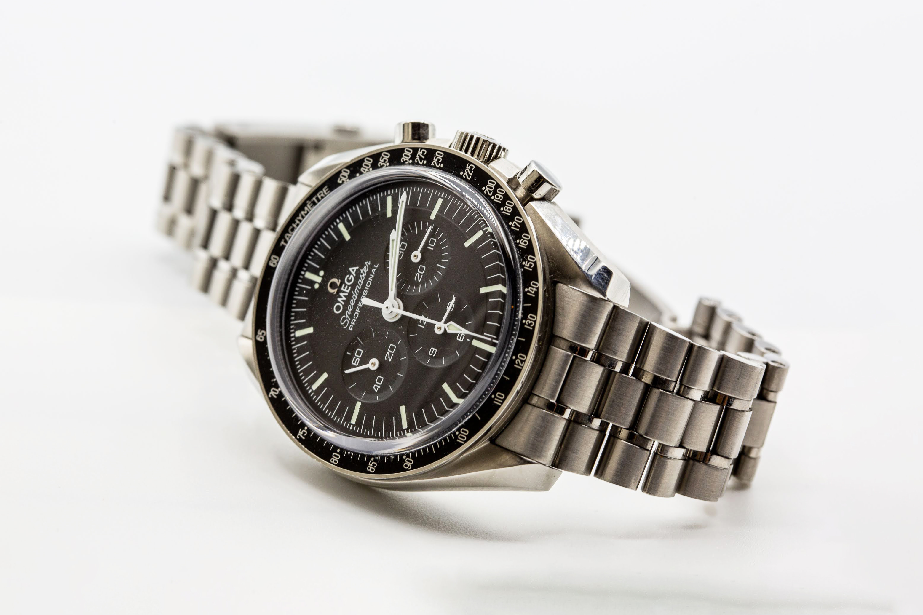 Omega speedmaster moonwatch discount clone