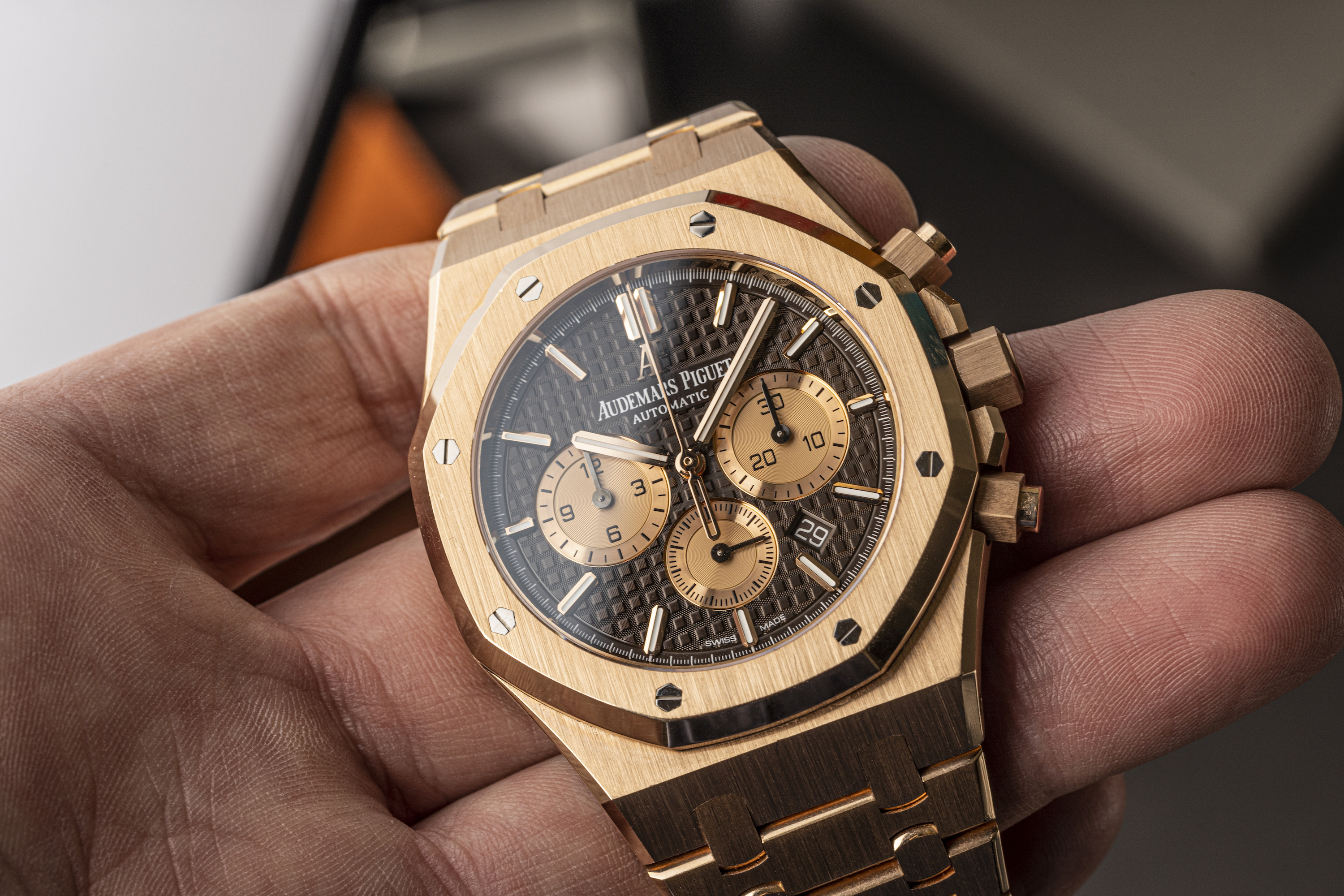 2019 AUDEMARS PIGUET ROYAL OAK CHRONOGRAPH for sale by auction in