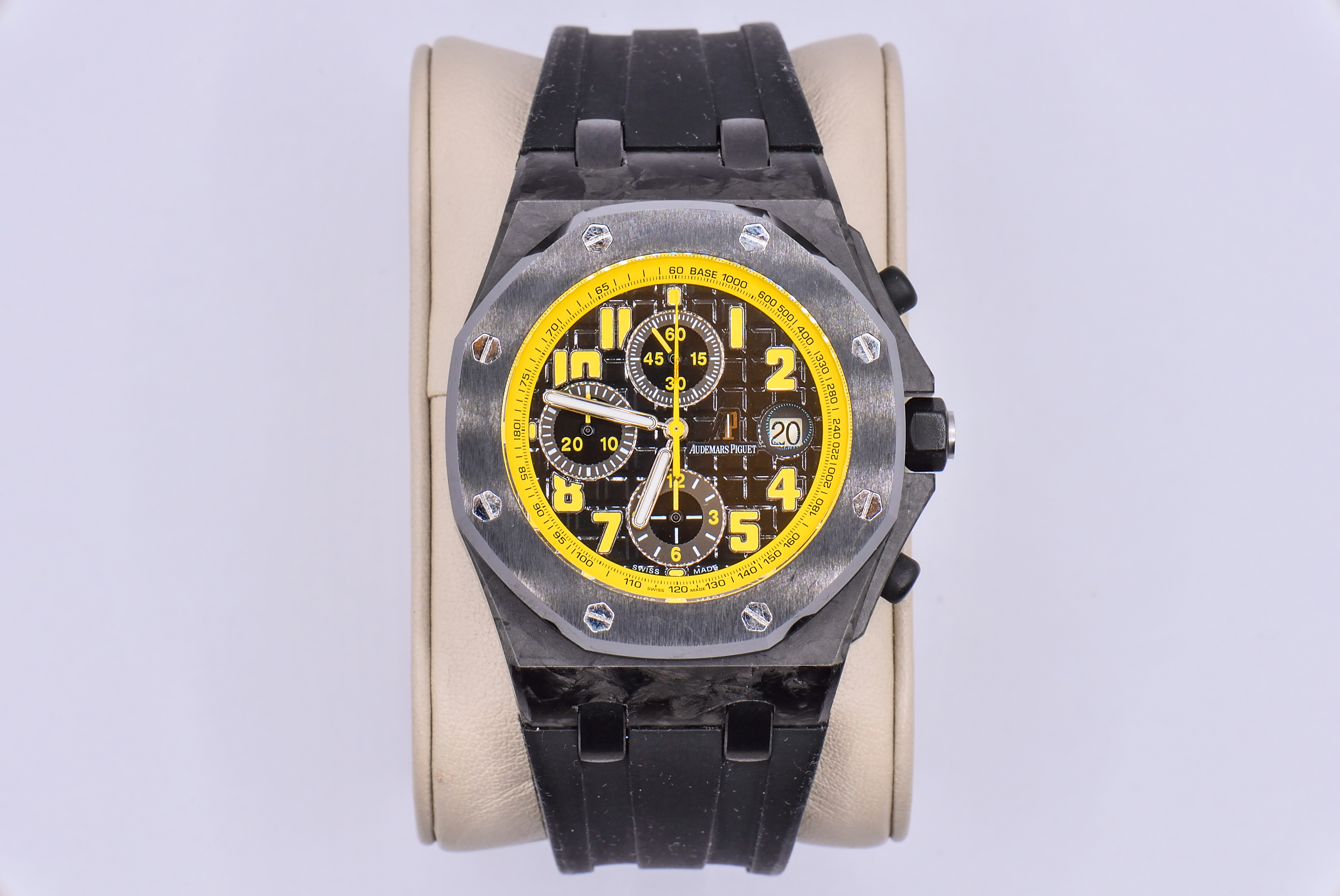 Audemars piguet royal hot sale oak bumblebee