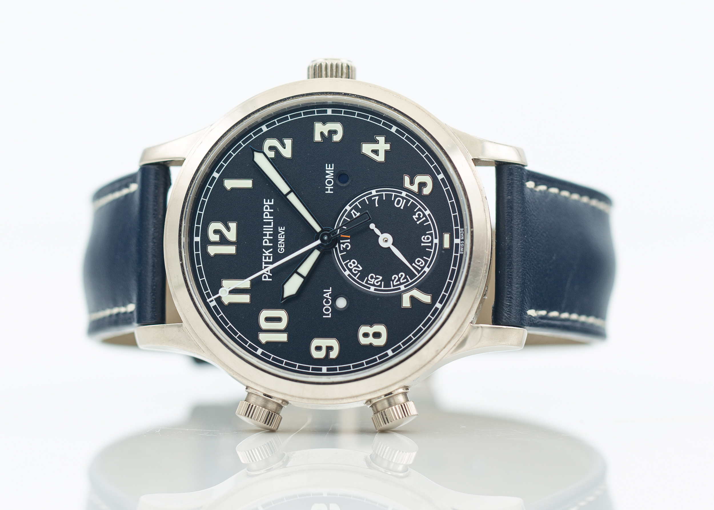 Patek philippe calatrava pilot travel time for outlet sale