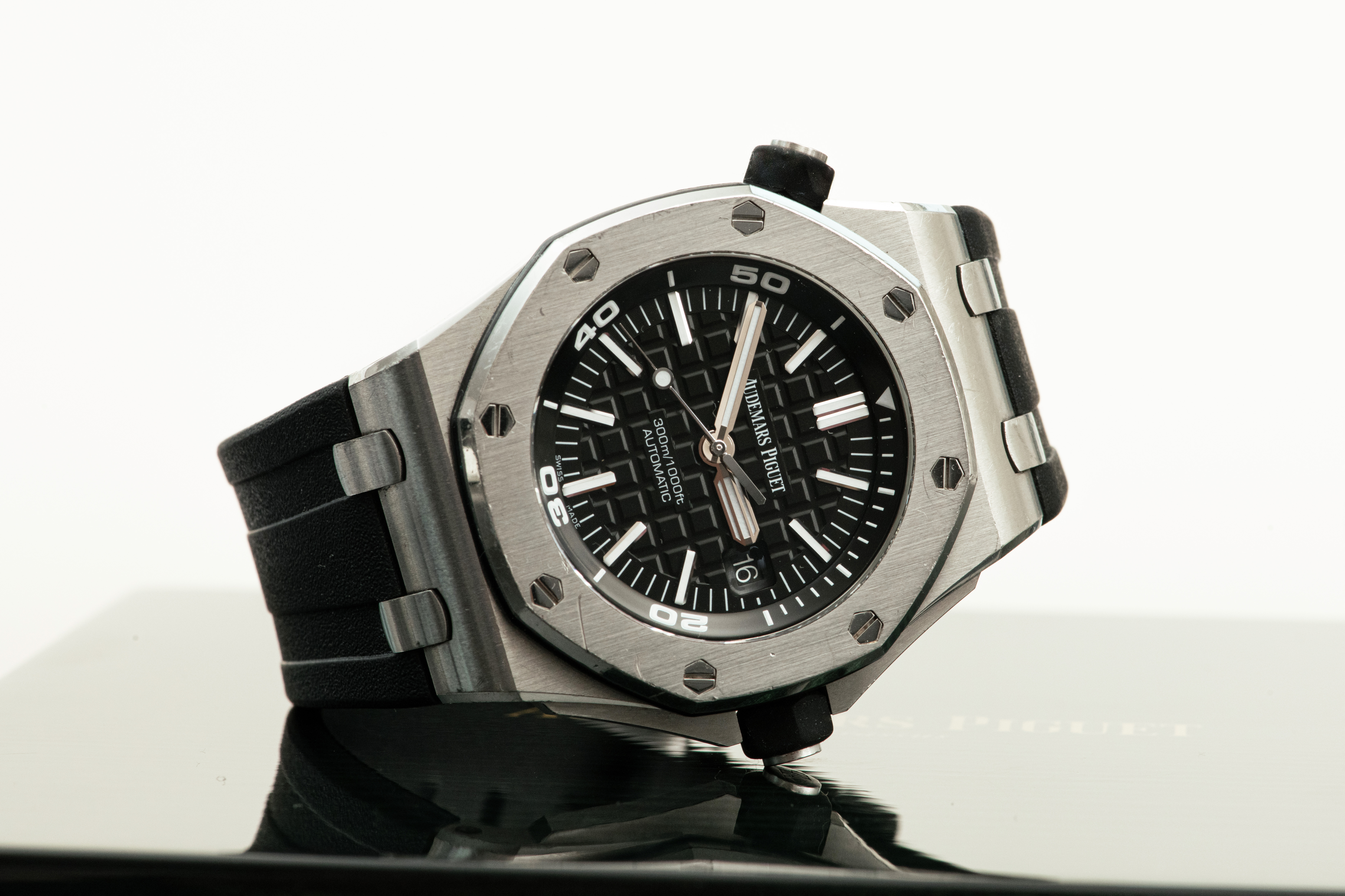 Audemars piguet royal best sale oak offshore diver watch