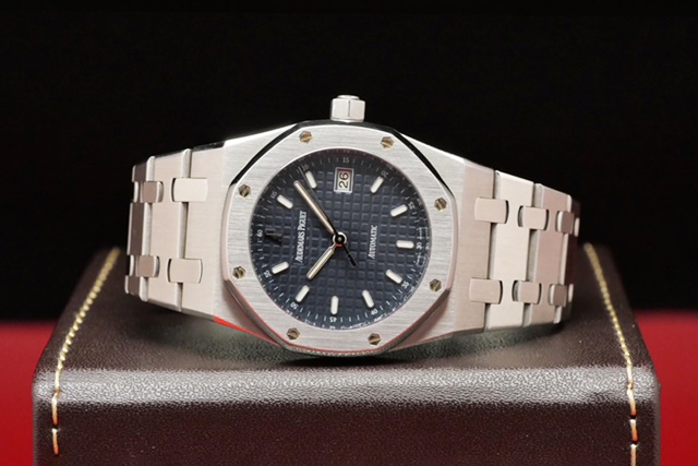 2000 S AUDEMARS PIGUET ROYAL OAK for sale by auction in Paris France