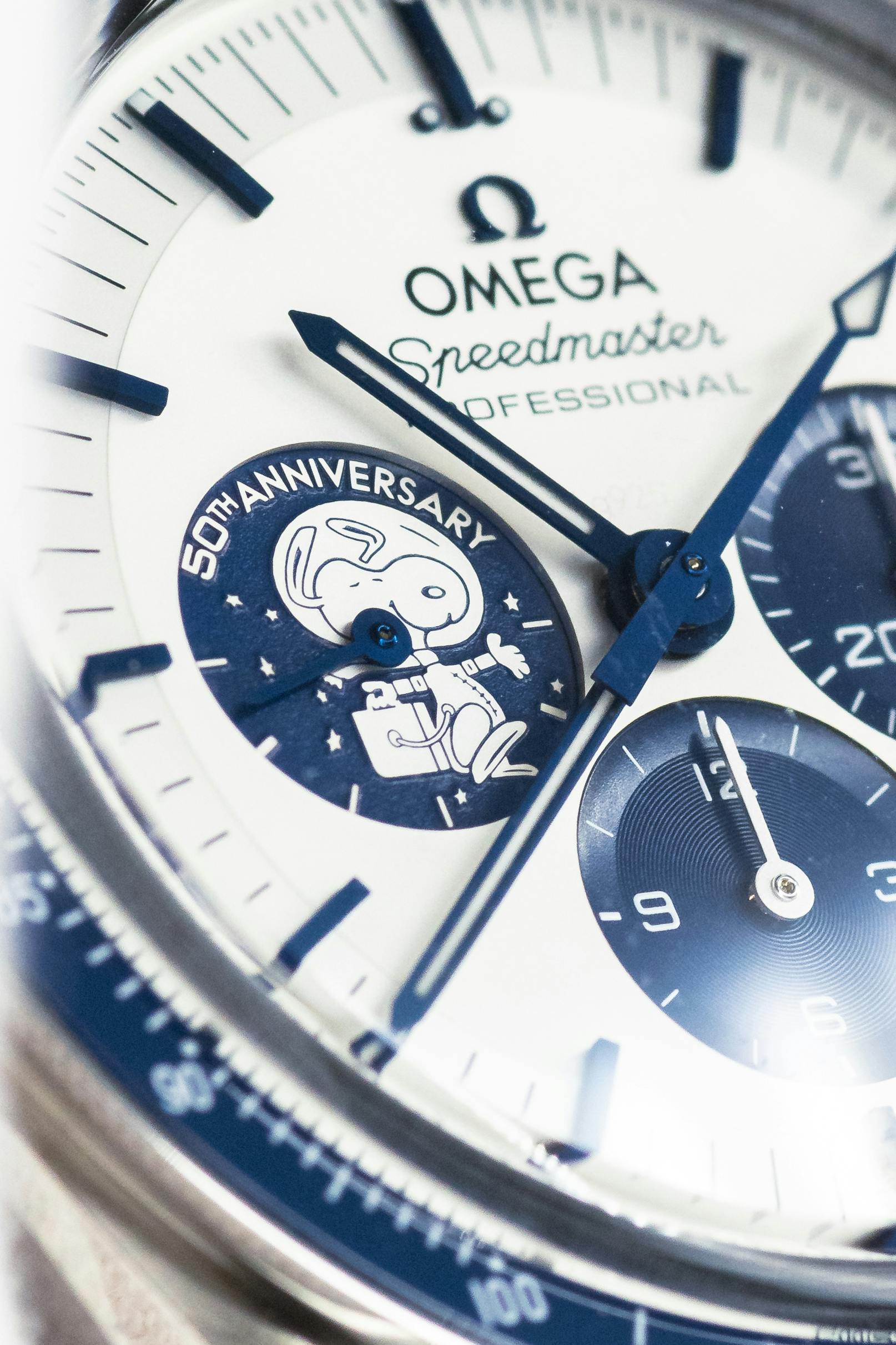 2023 Omega Speedmaster 50th Anniversary Silver Snoopy Award Chronome –  Grailzee