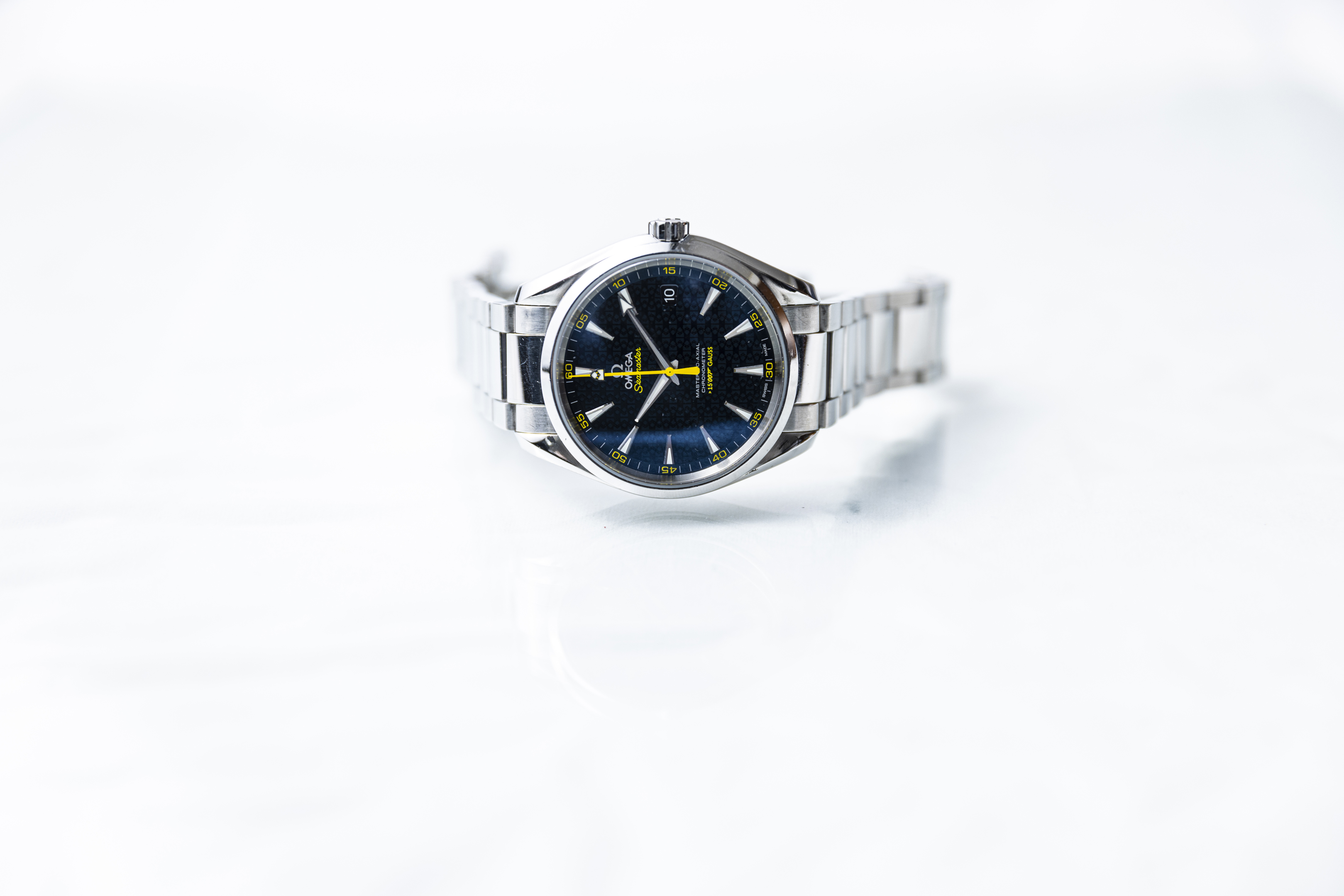 Omega 15007 online gauss