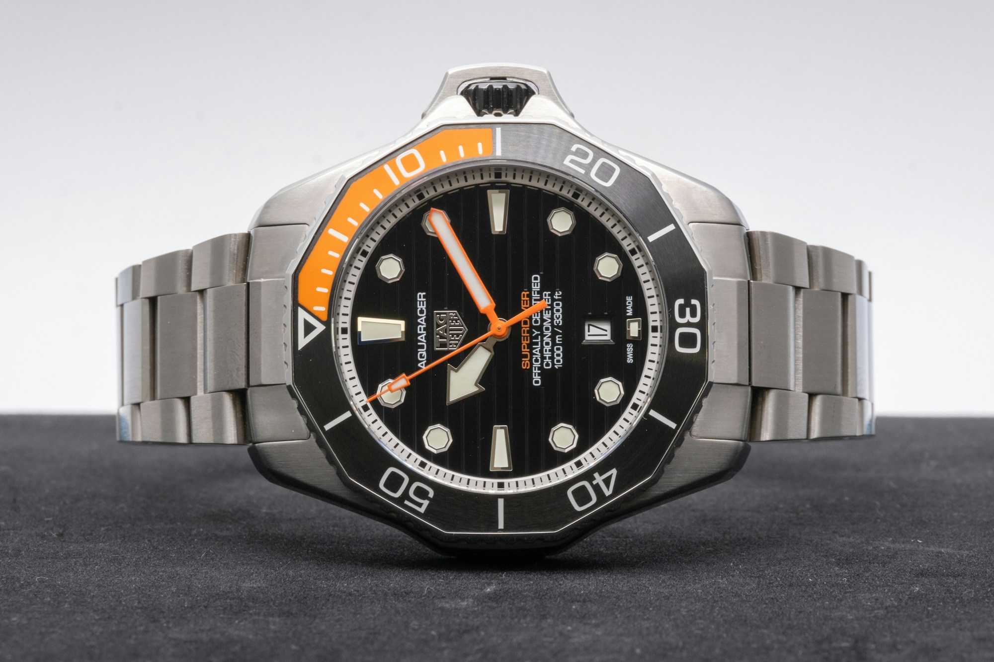 2022 TAG HEUER AQUARACER PROFESSIONAL 1000 SUPERDIVER for sale by
