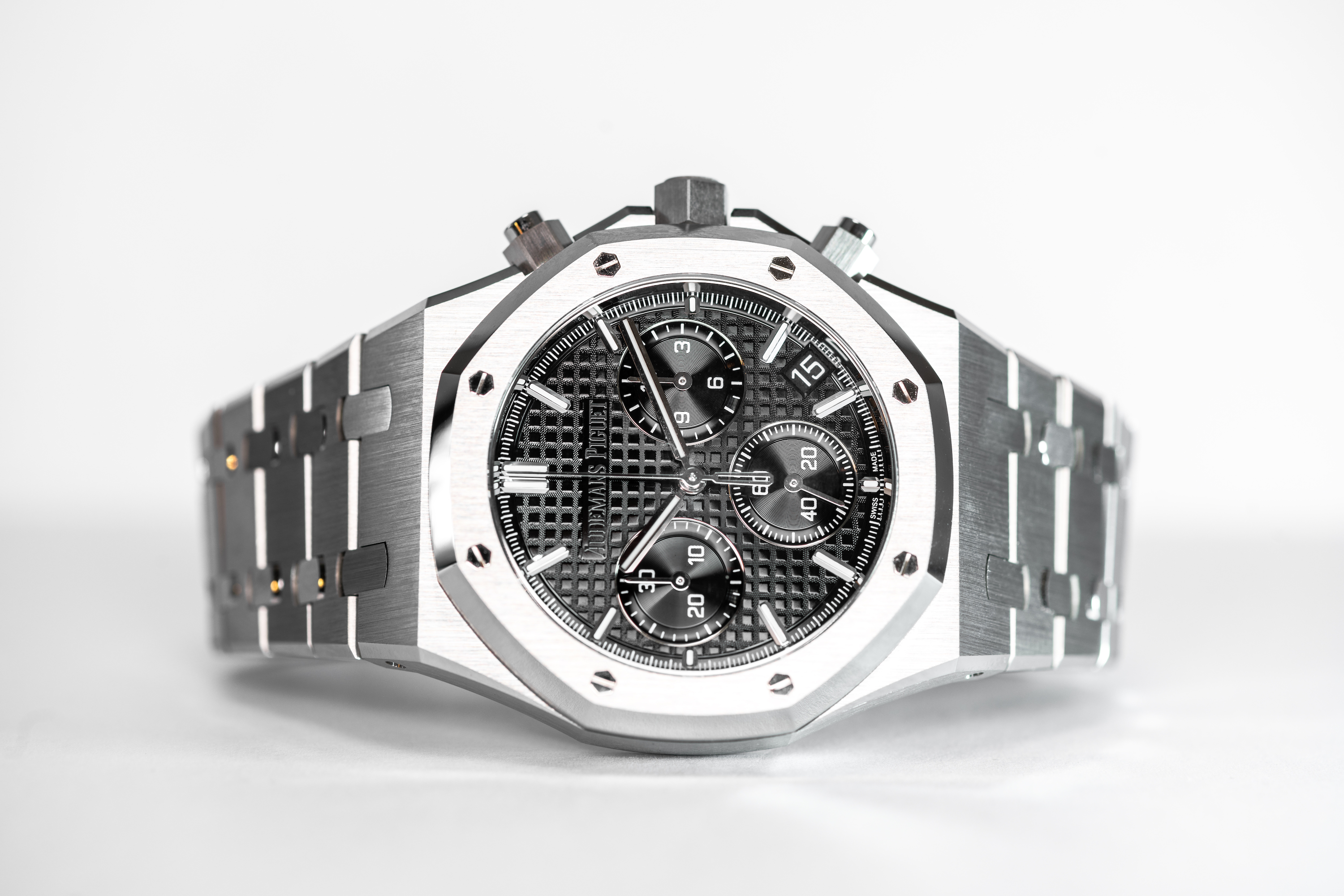 2023 AUDEMARS PIGUET ROYAL OAK CHRONOGRAPH for sale by auction in