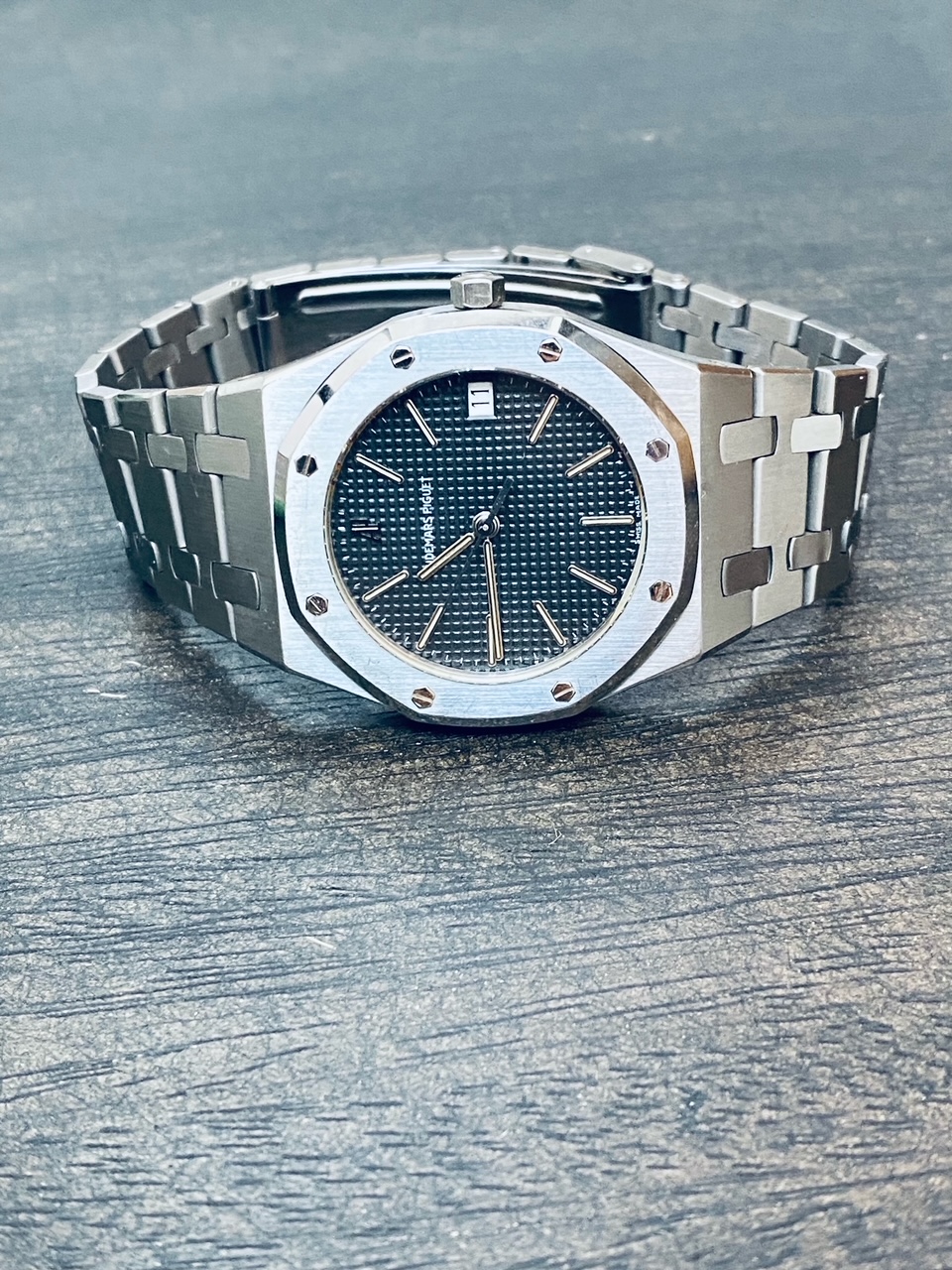 1983 AUDEMARS PIGUET ROYAL OAK QUARTZ for sale by auction in Paris