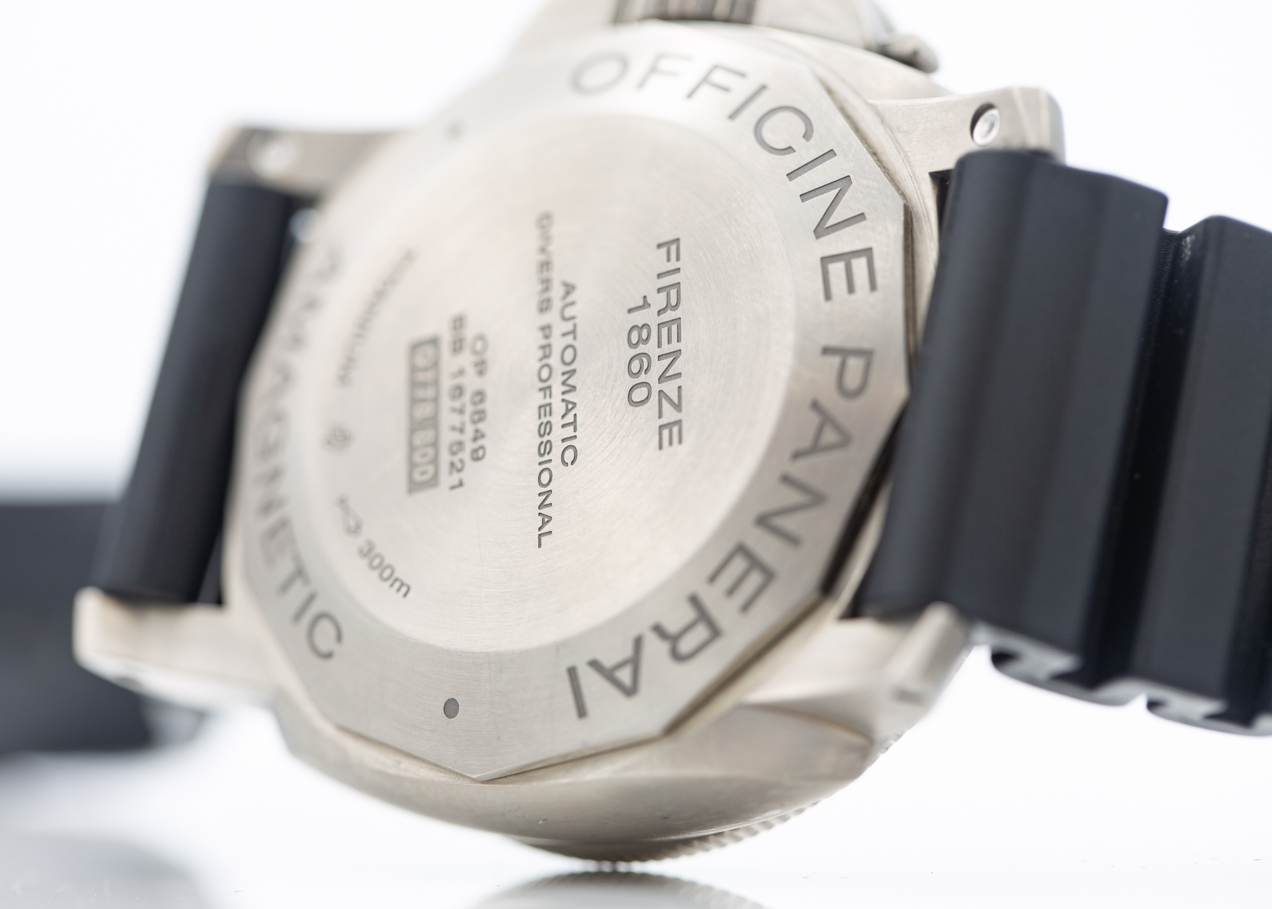 2015 PANERAI LUMINOR SUBMERSIBLE AMAGNETIC for sale by auction in