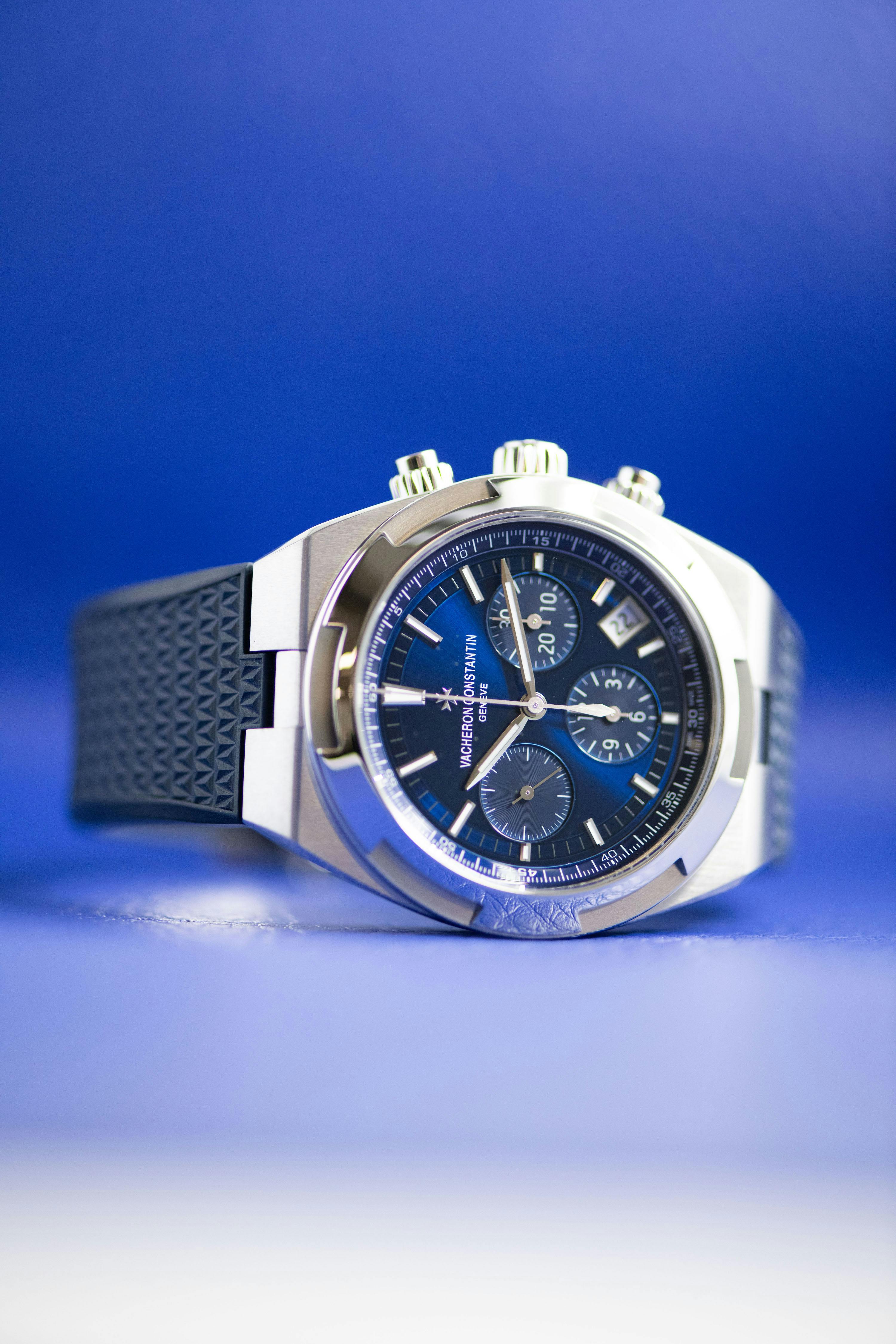 2021 VACHERON CONSTANTIN OVERSEAS CHRONOGRAPH for sale by auction