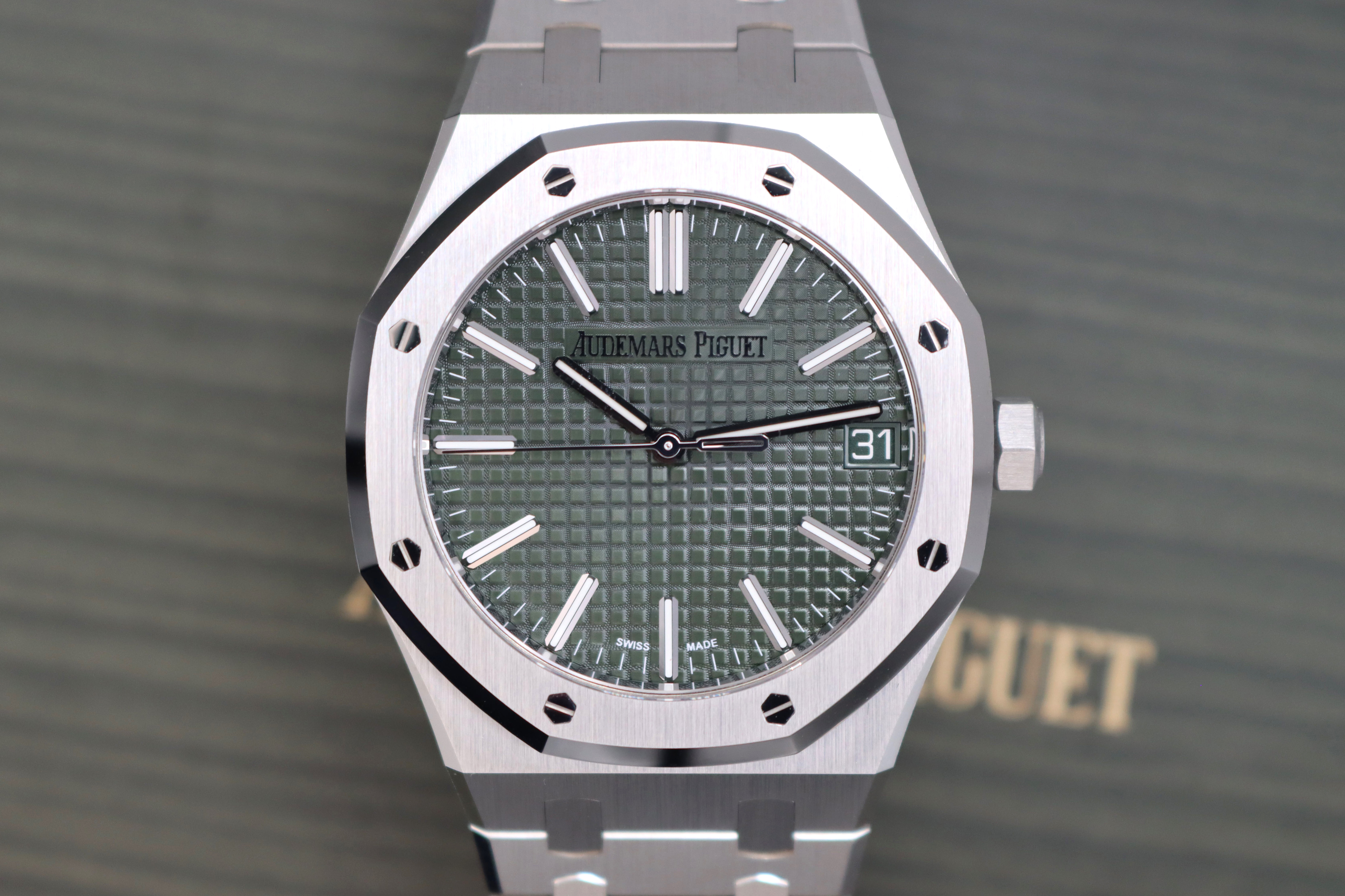 2023 AUDEMARS PIGUET ROYAL OAK for sale in London United Kingdom