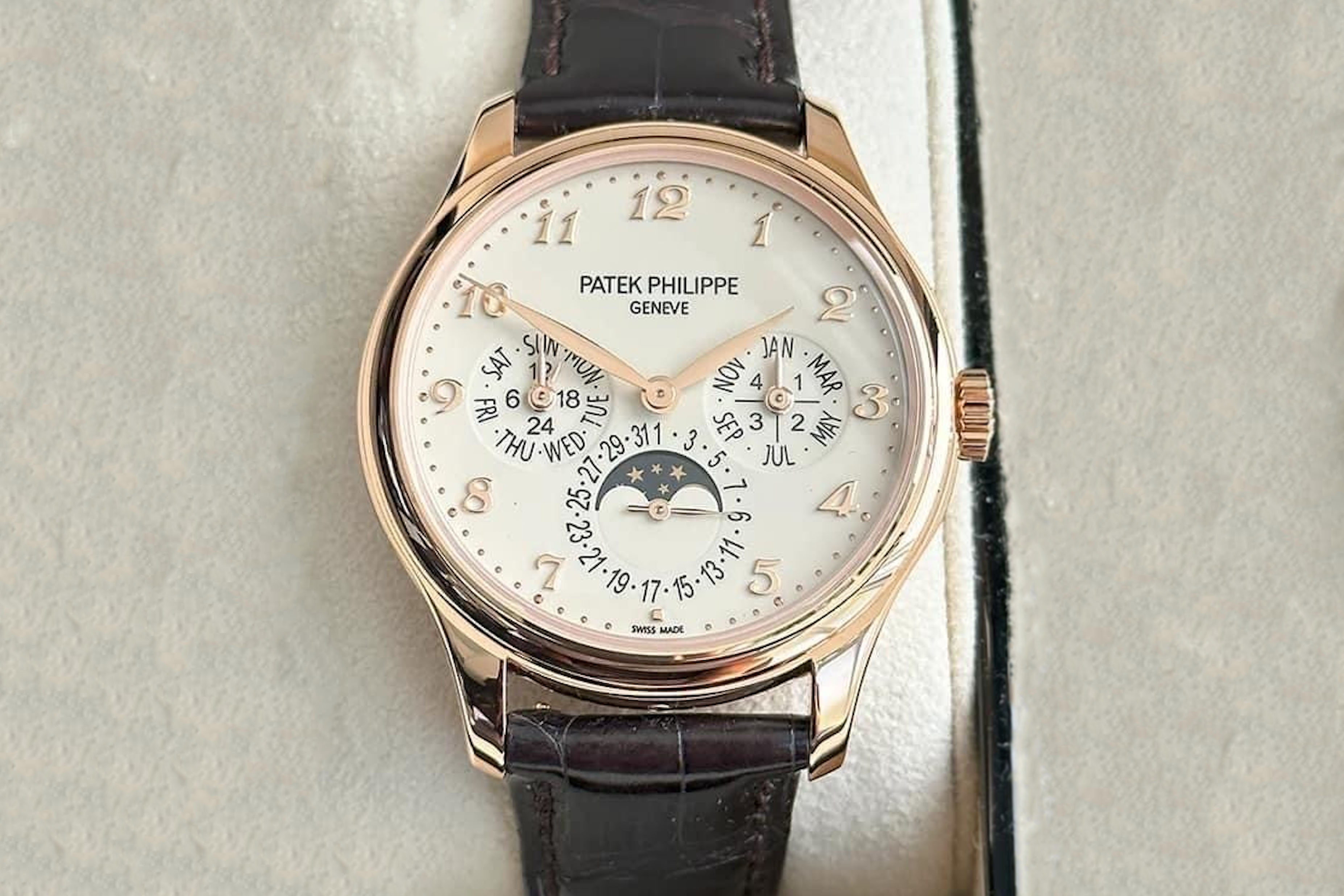 Patek 5327j store price