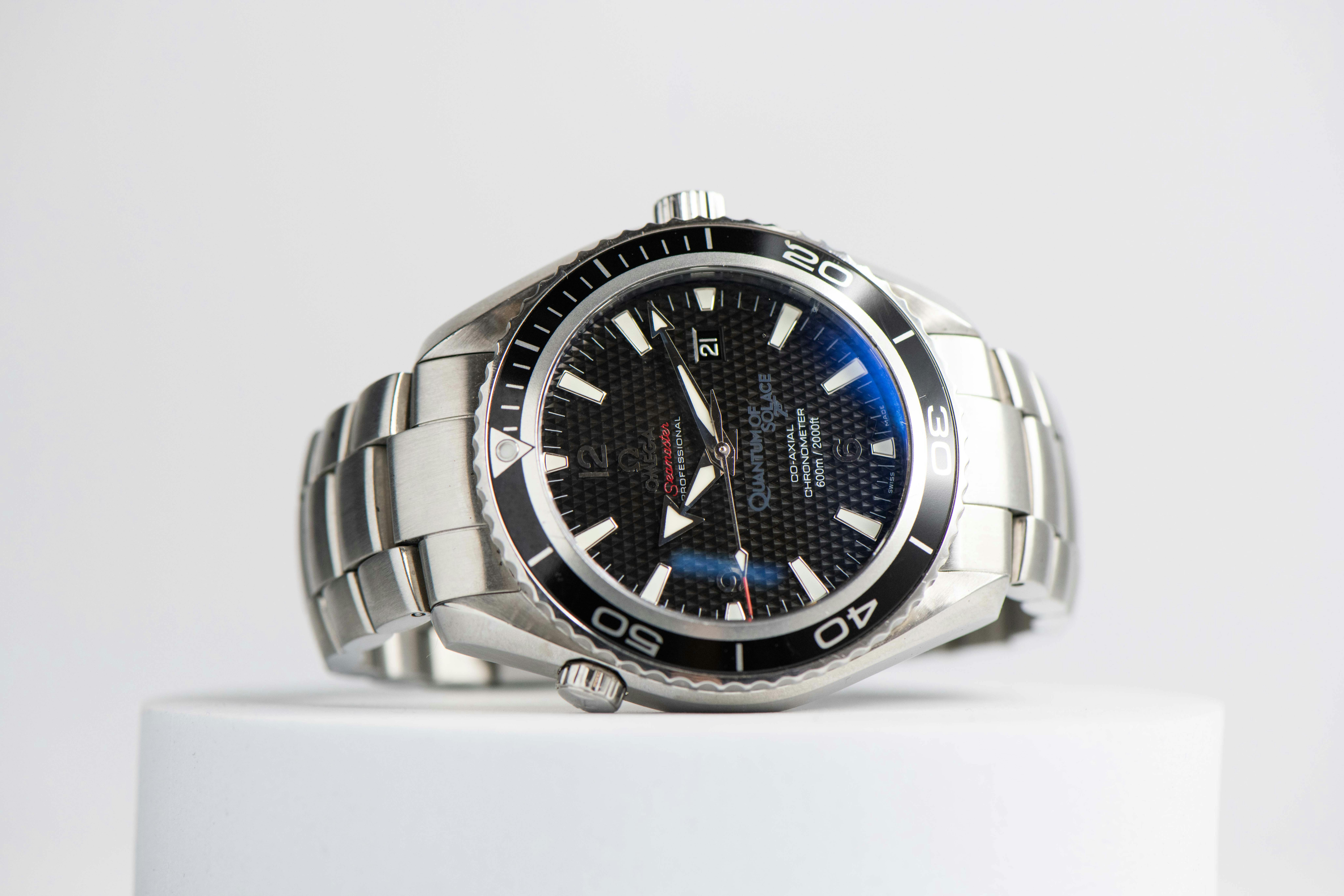 Omega planet ocean sales quantum of solace