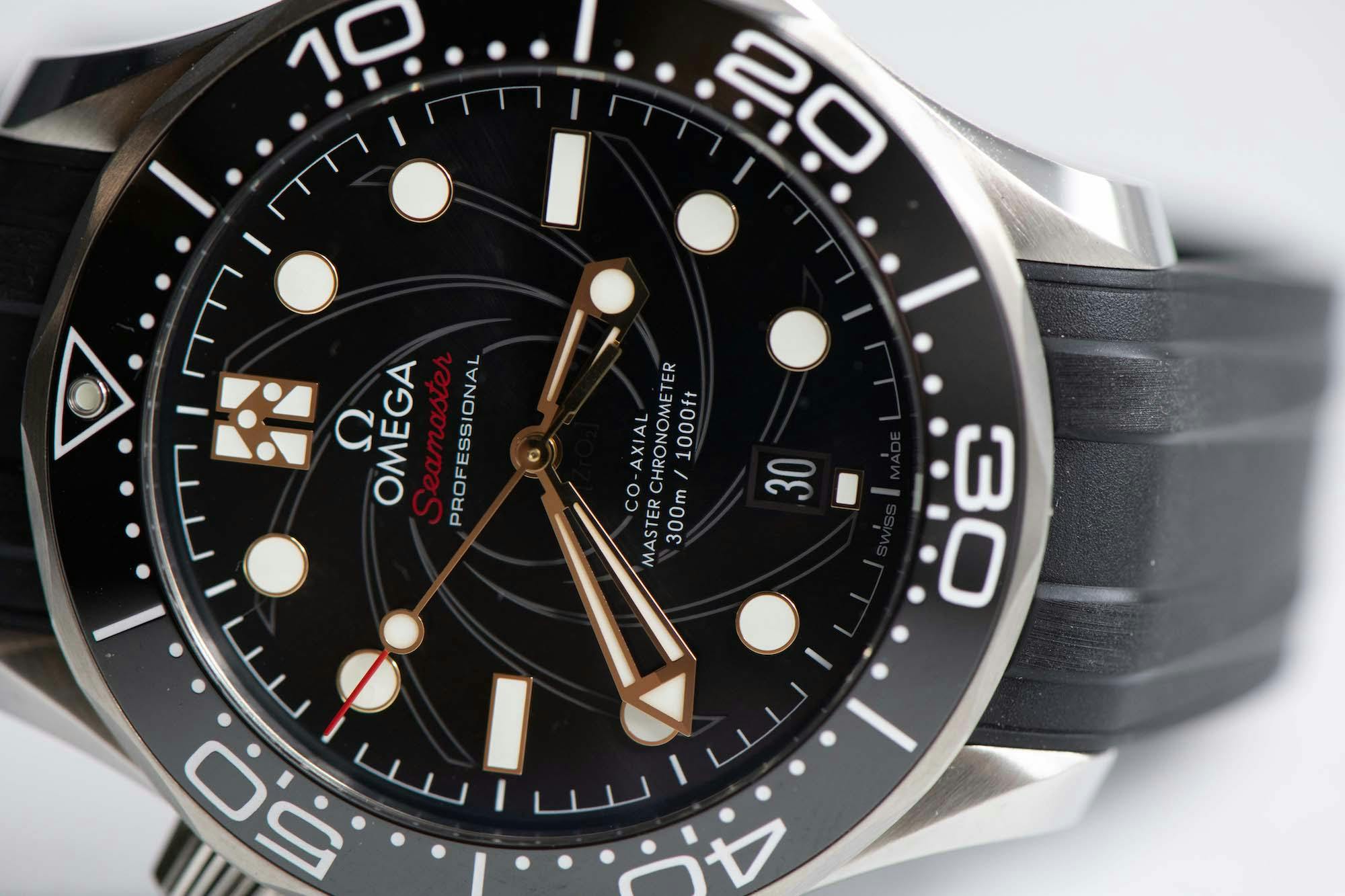 2019 Omega Seamaster Diver 300 M James Bond Limited Edition for