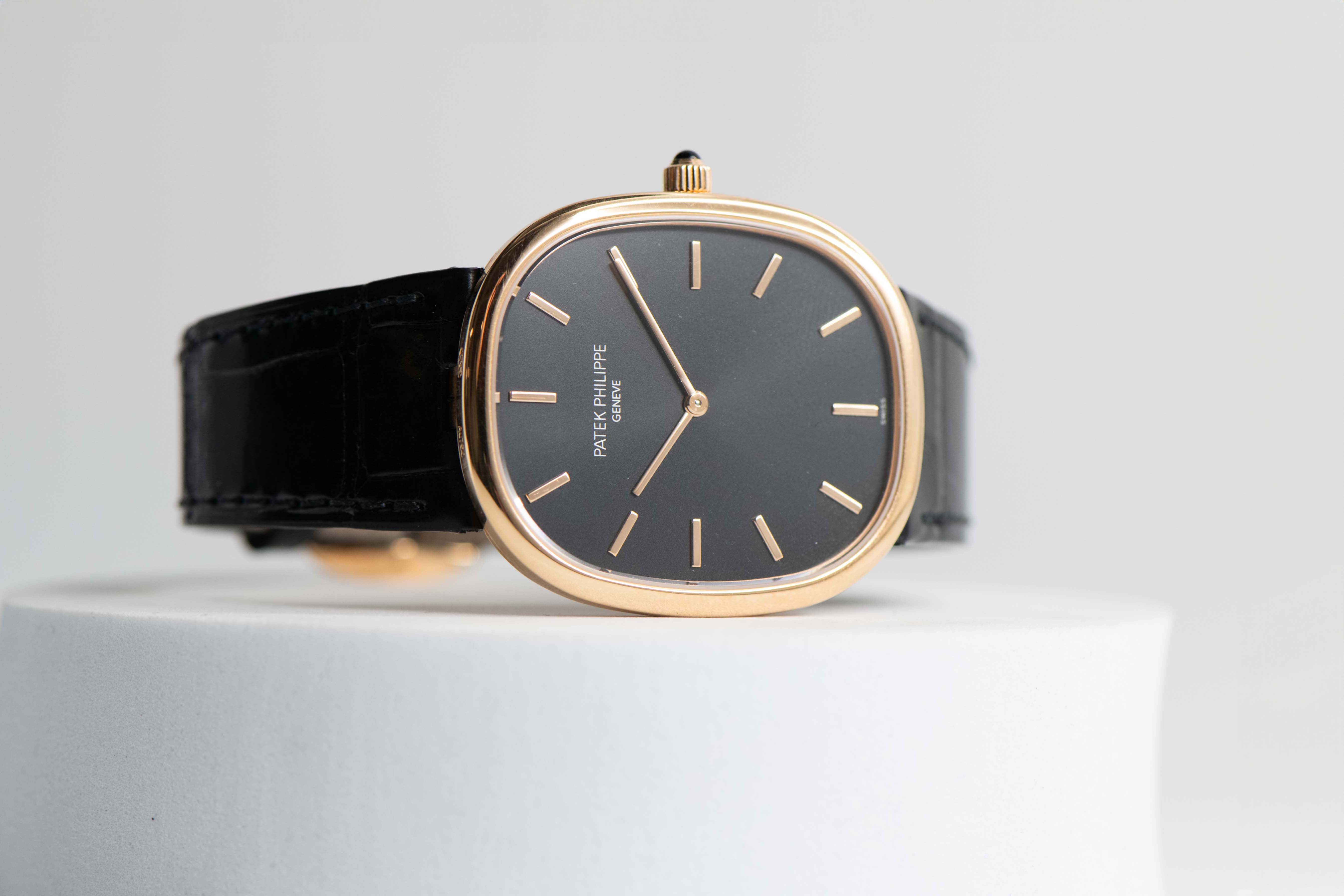 Golden best sale ellipse watch