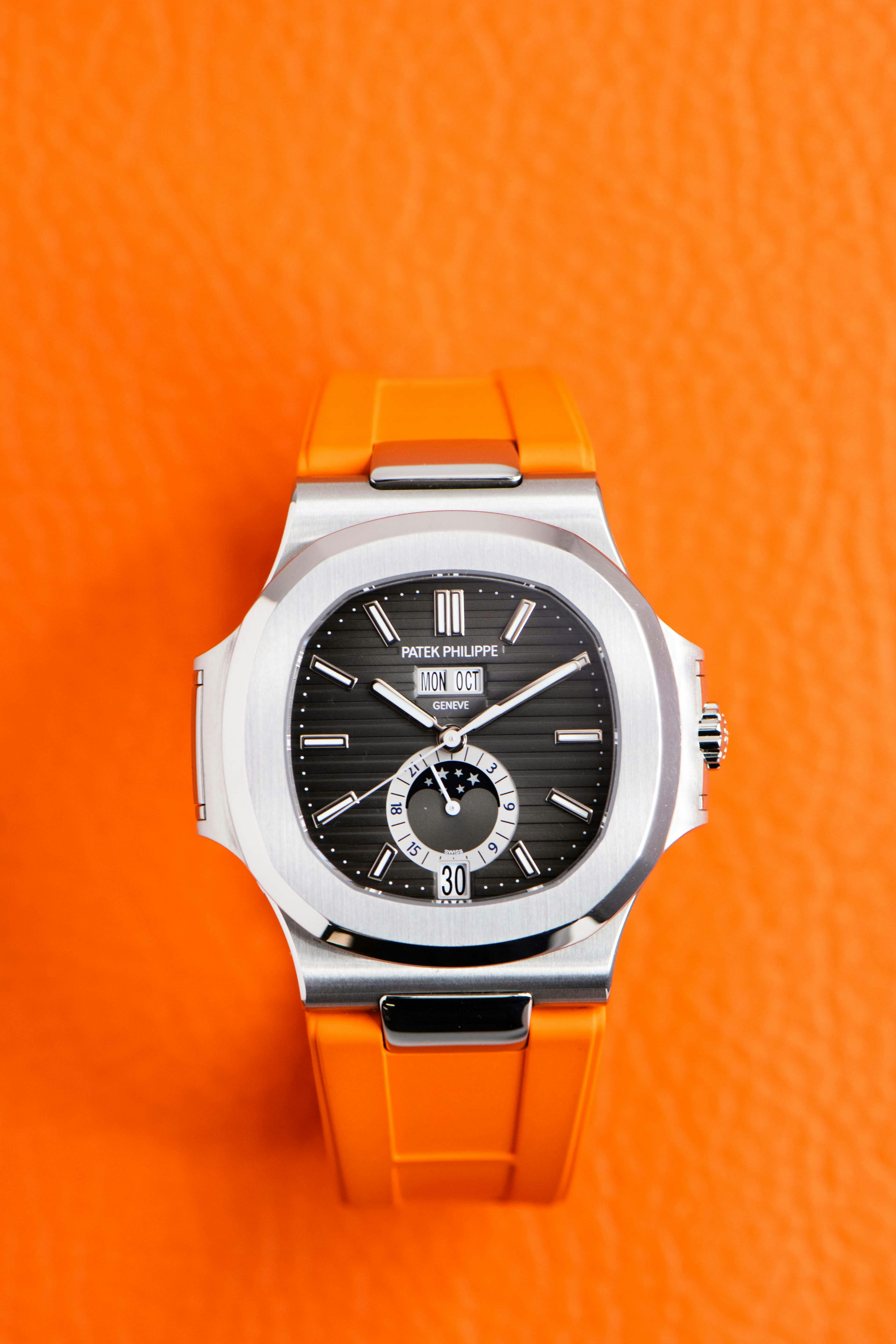 Patek philippe 2025 nautilus orange