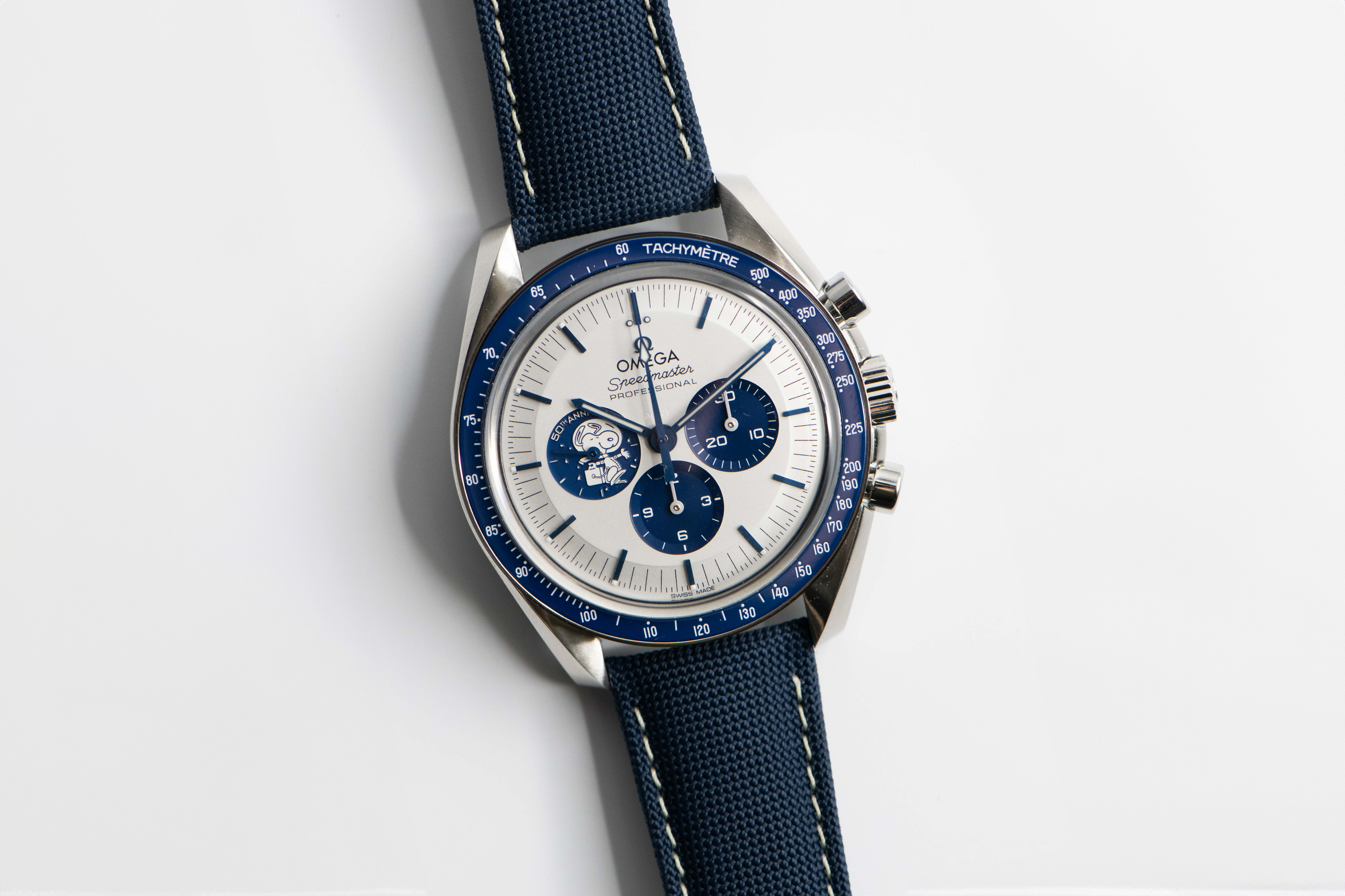 Speedmaster snoopy for on sale sale