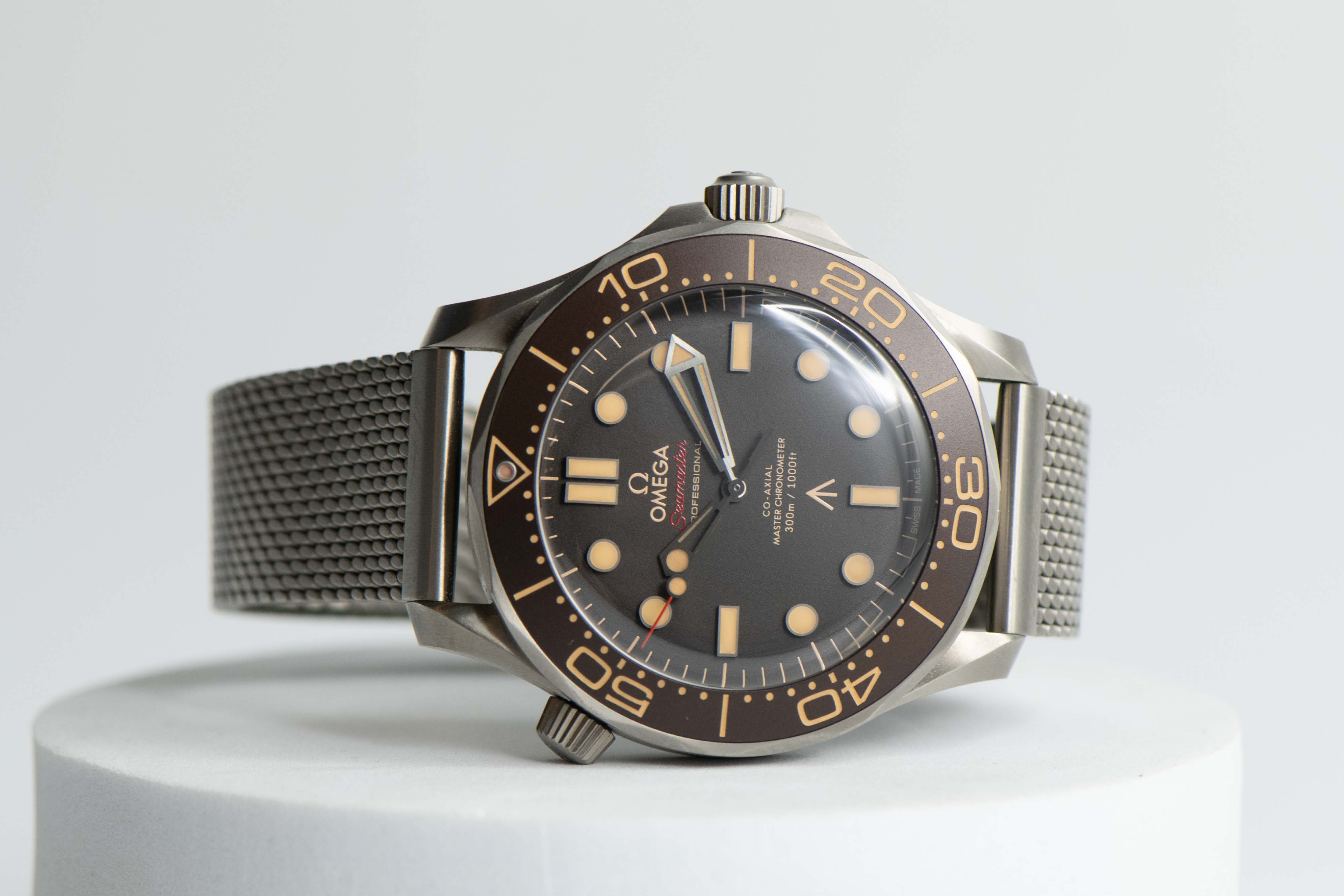 Omega seamaster online auction