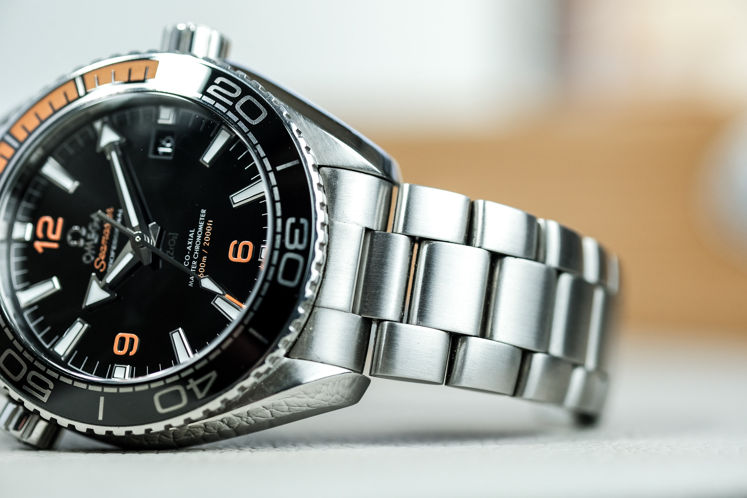 Omega seamaster hotsell planet ocean 2018