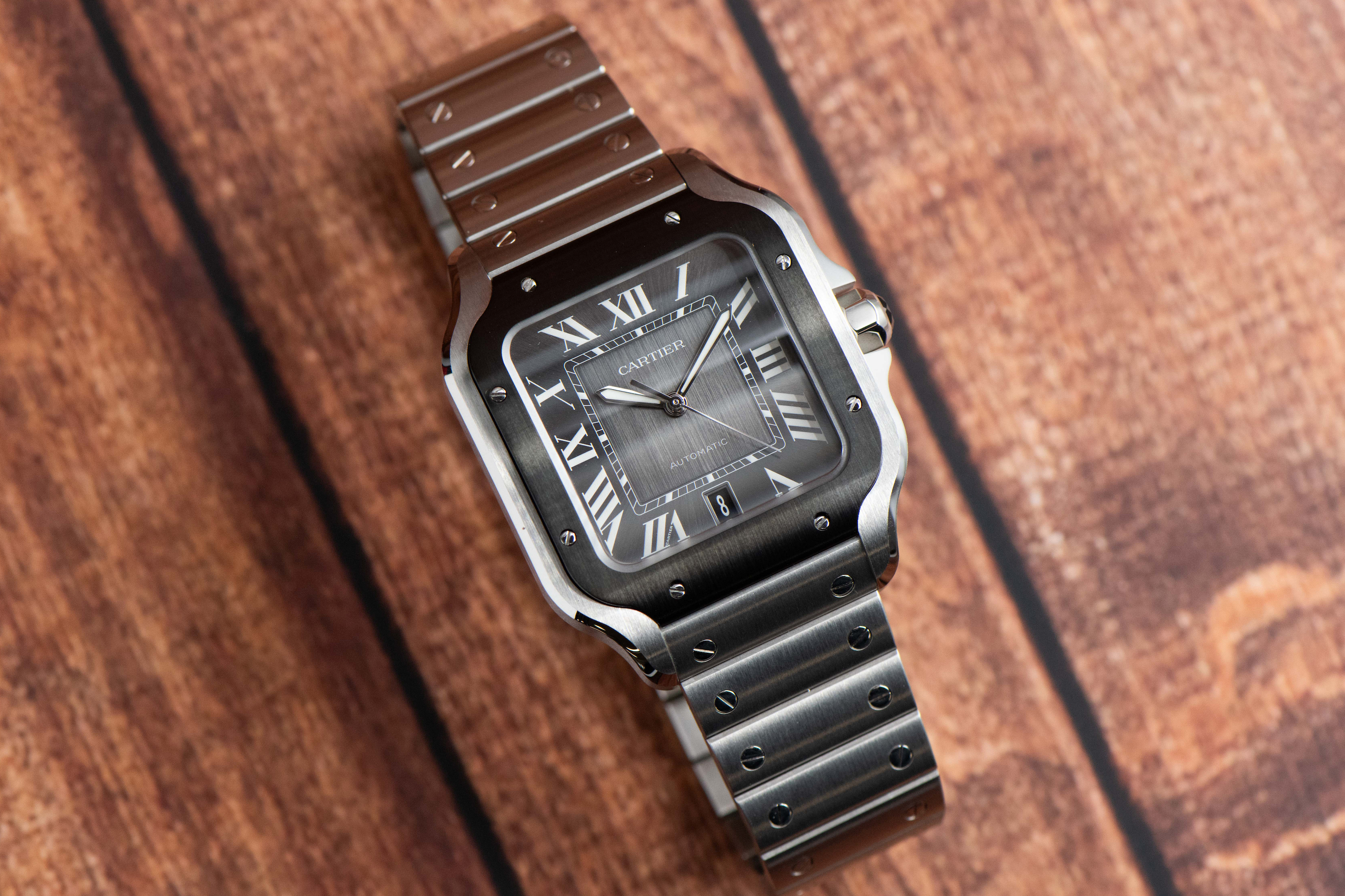 【未使用絶版】CARTIER SANTOSトラベルクロック【OH済み】 2021 Cartier Santos De Cartier for sale by auction in London