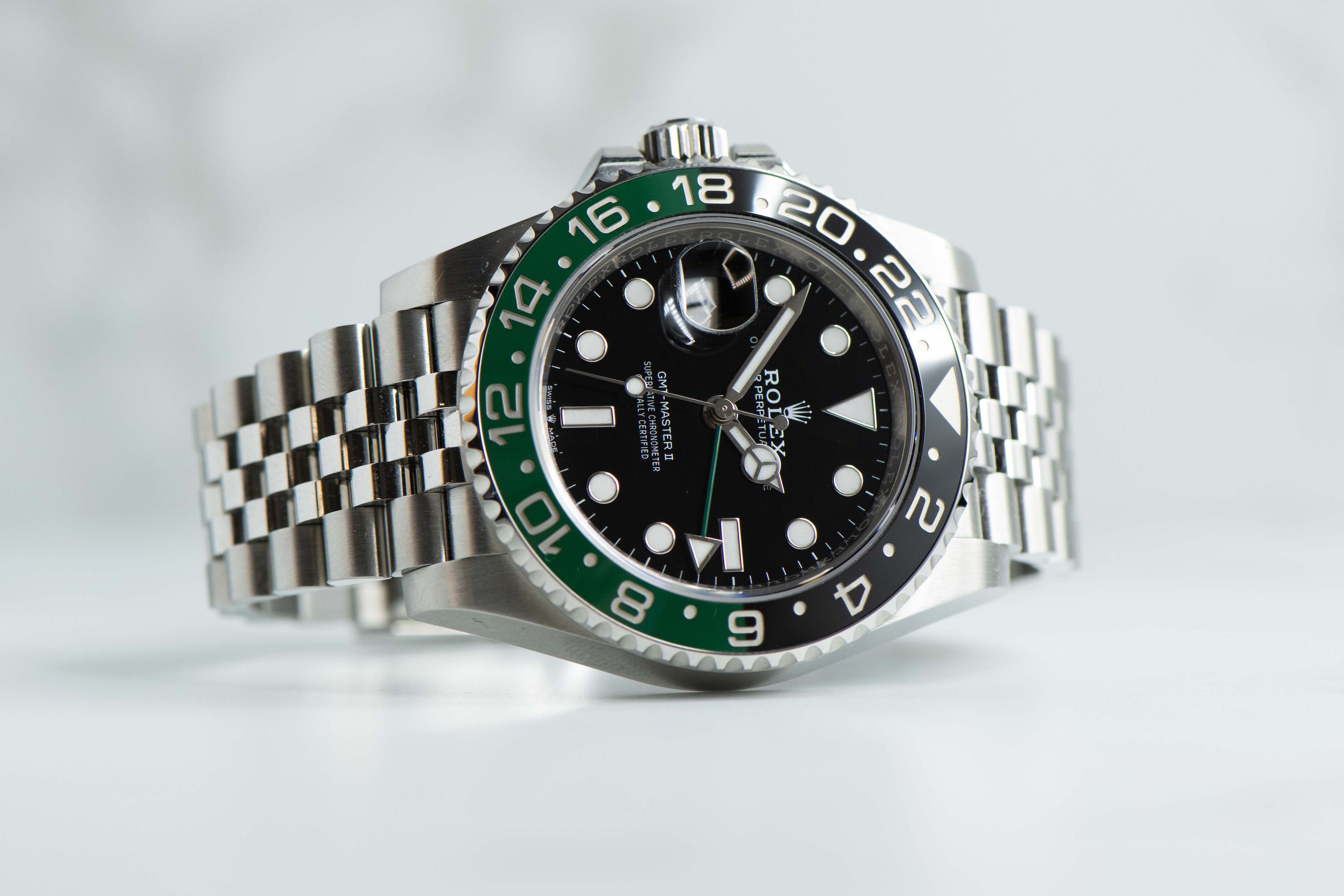 ROLEX　GMTマスターⅡ 8AB8B2F1-E068-4FD2-A109-