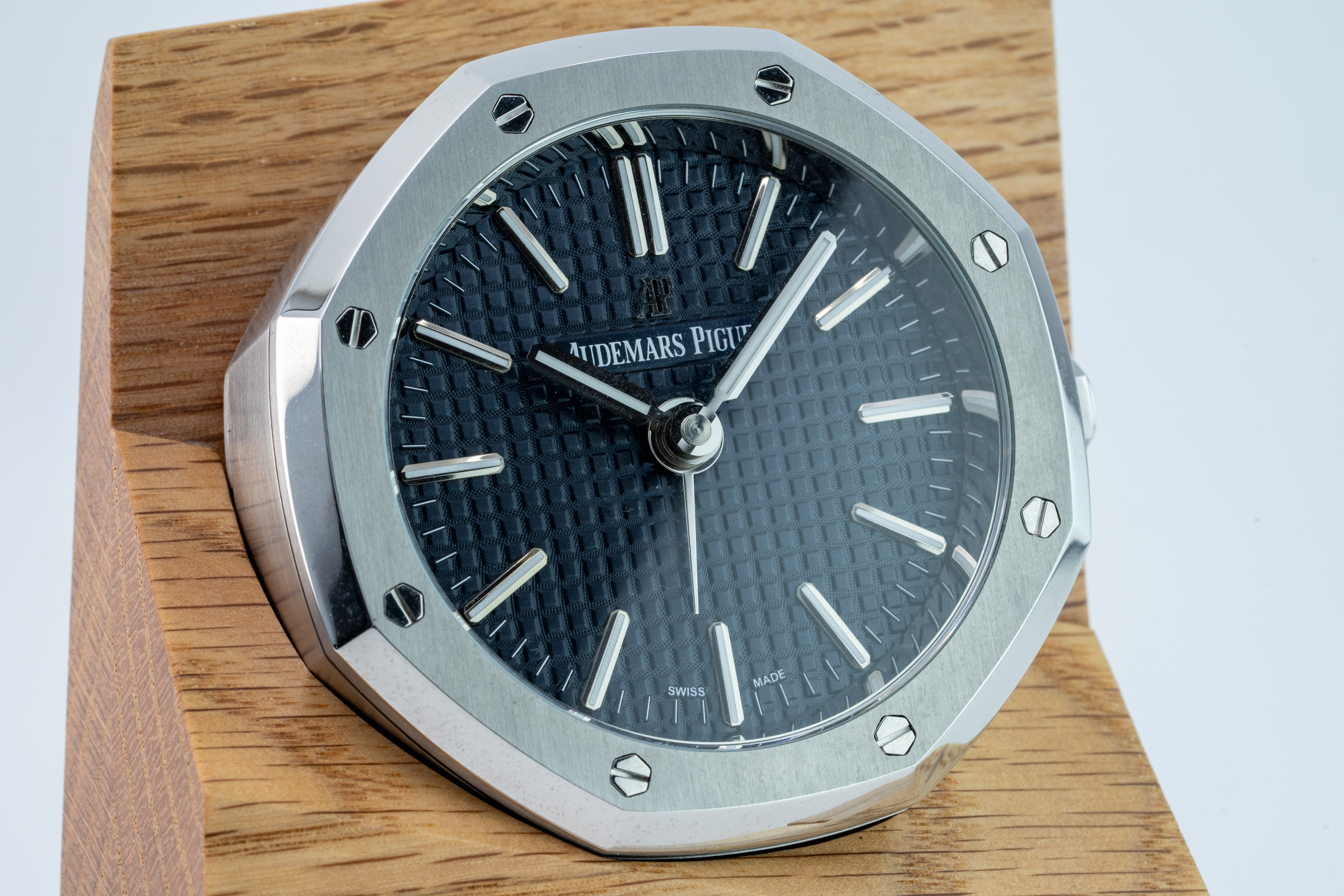 オーデマピゲ ロイヤル オーク TABLE CLOCK 2015 2015 Audemars Piguet Royal Oak Table Clock for sale by