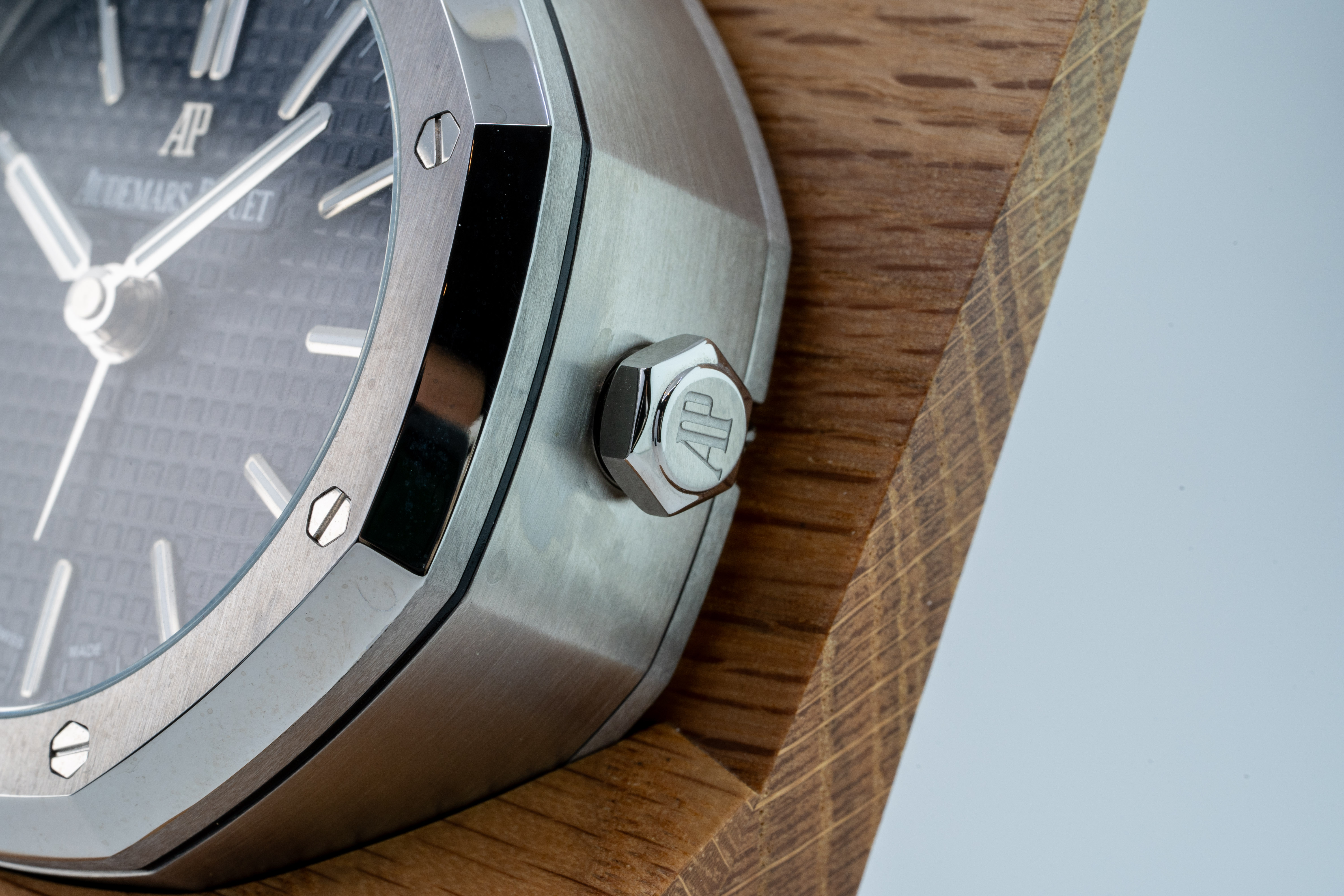オーデマピゲ ロイヤル オーク TABLE CLOCK 2015 2015 Audemars Piguet Royal Oak Table Clock for sale by