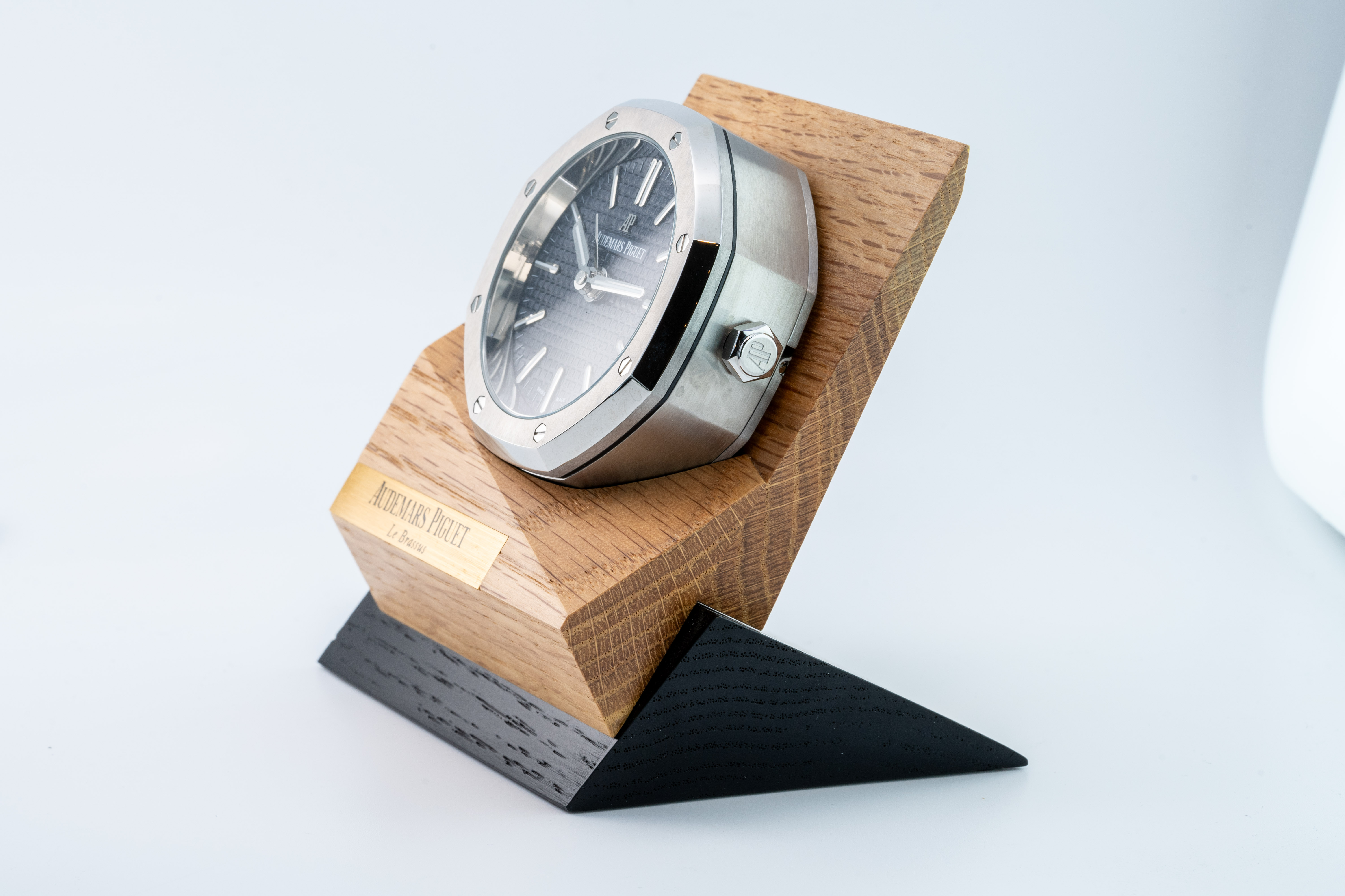 オーデマピゲ ロイヤル オーク TABLE CLOCK 2015 2015 Audemars Piguet Royal Oak Table Clock for sale by