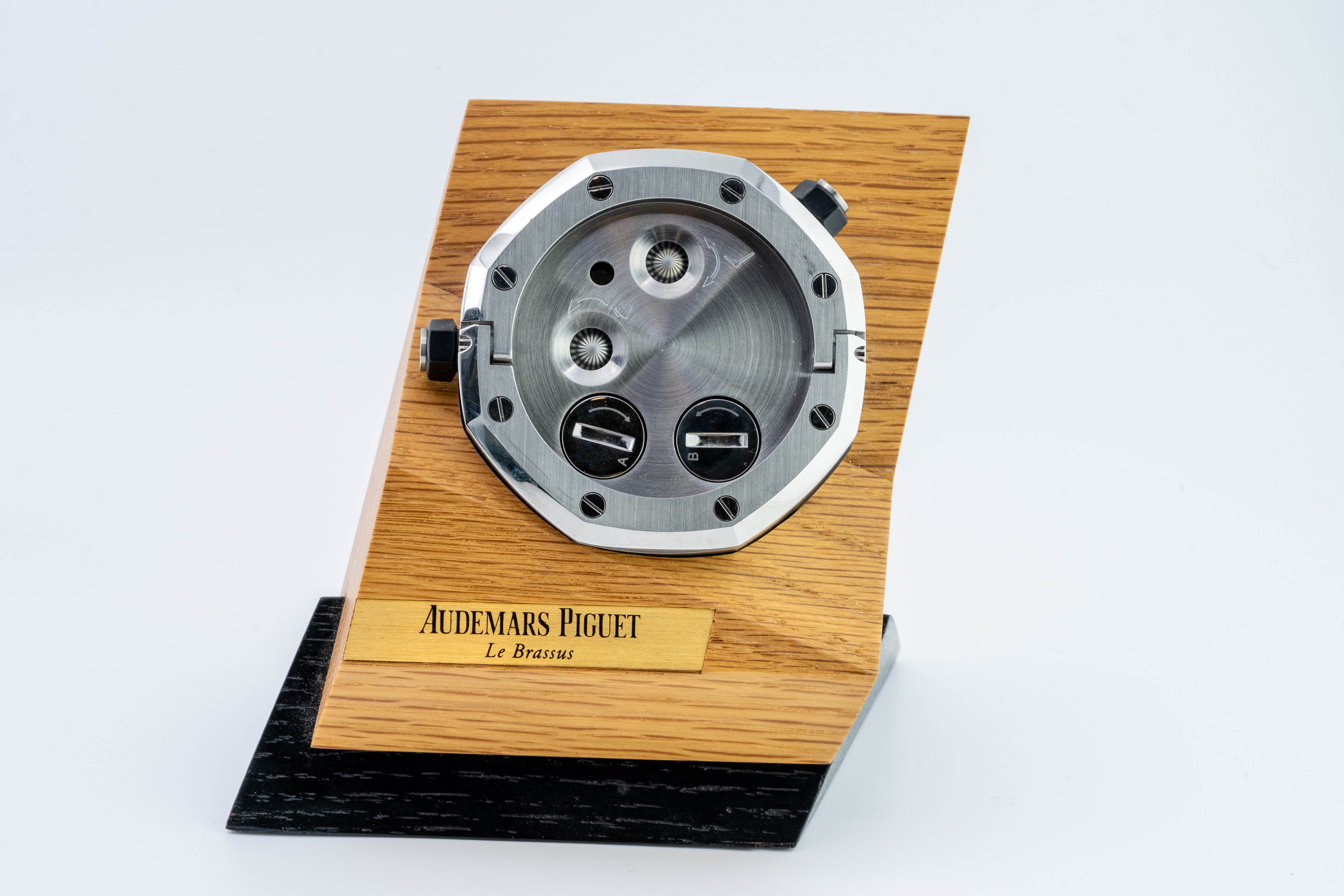 オーデマピゲ  Oak Offshore テーブルクロック オーデマピゲ ロイヤルオーク オフショアクロノ テーブルクロック 2017