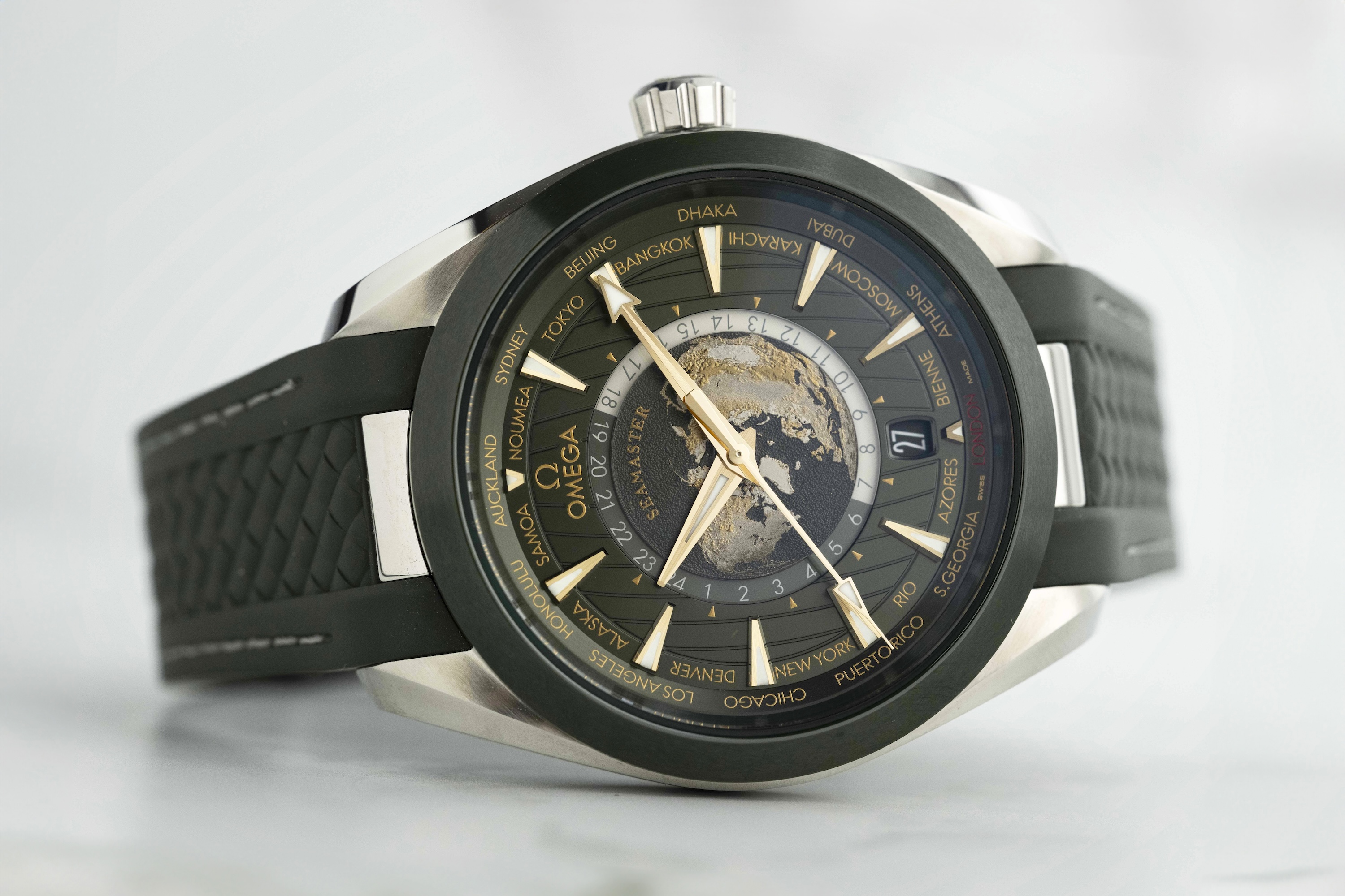 2023 Omega Seamaster Aqua Terra Worldtimer for sale by auction in