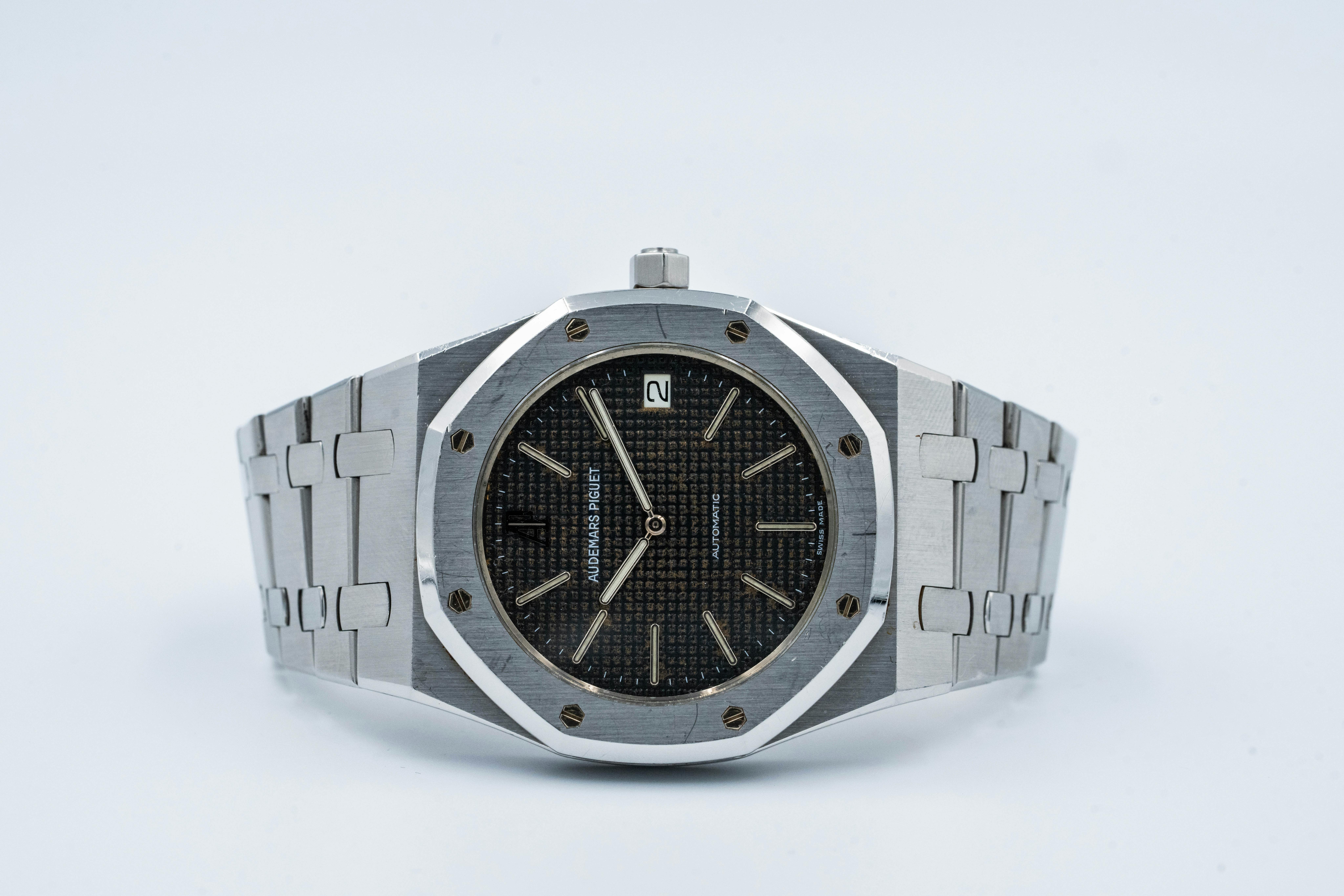 1990 s Audemars Piguet Royal Oak Jubilee for sale by auction in Singapore Singapore