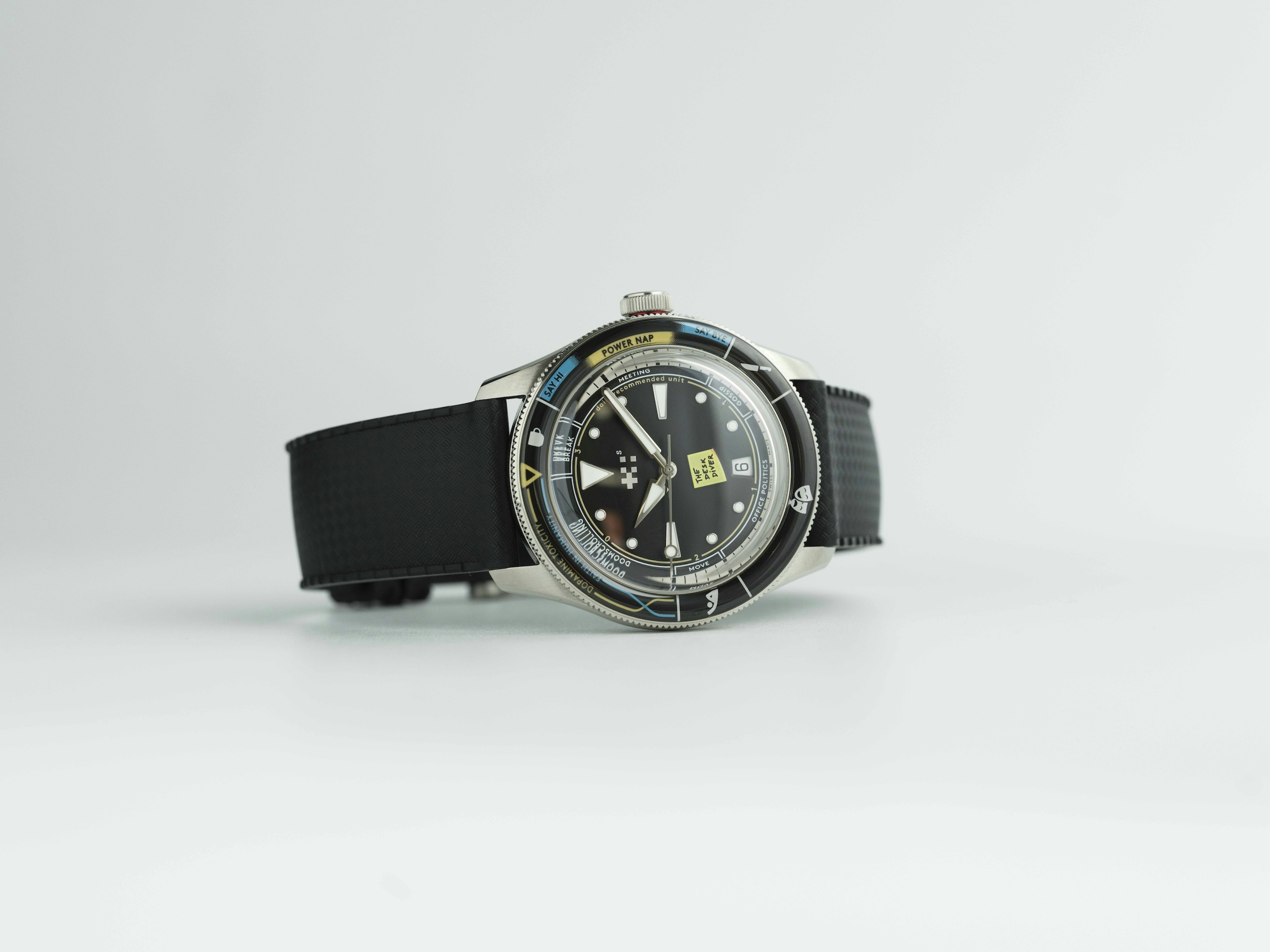 2024 Christopher Ward C65 Desk Diver For Sale by Auction in London