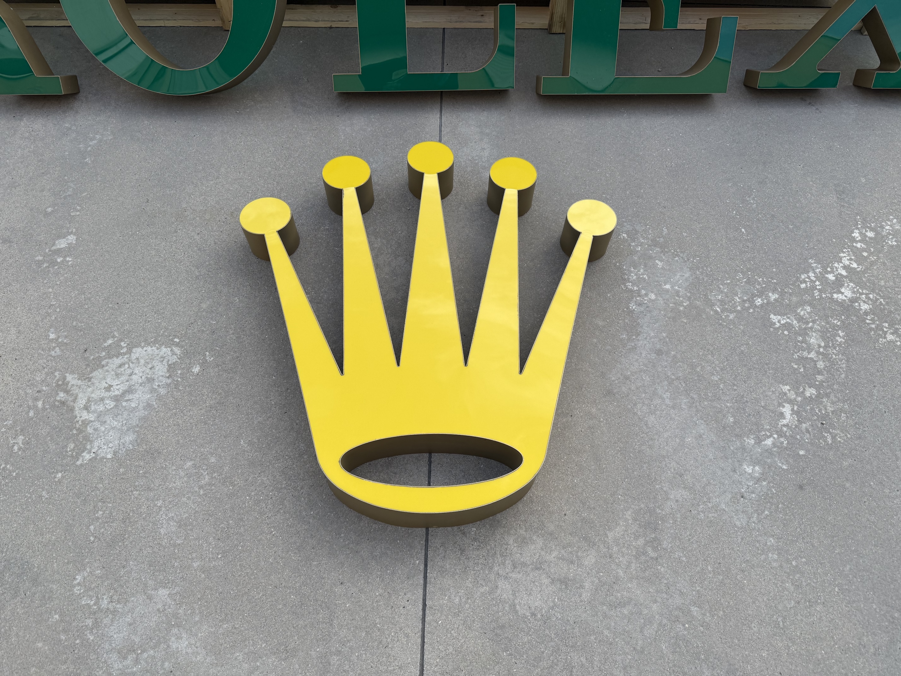 Rolex Illuminated Sign for sale by auction in Pescara, Italy