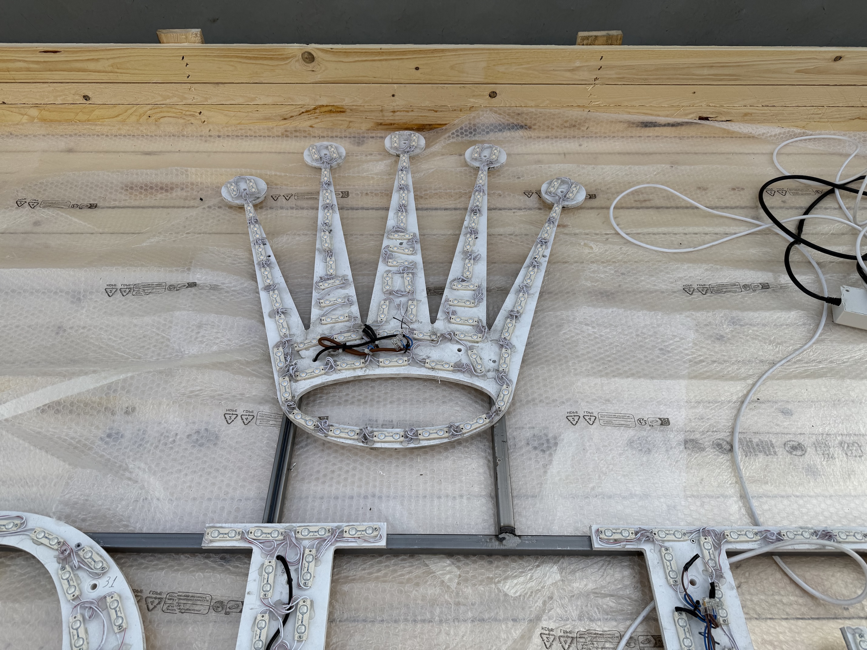Rolex Illuminated Sign for sale by auction in Pescara, Italy