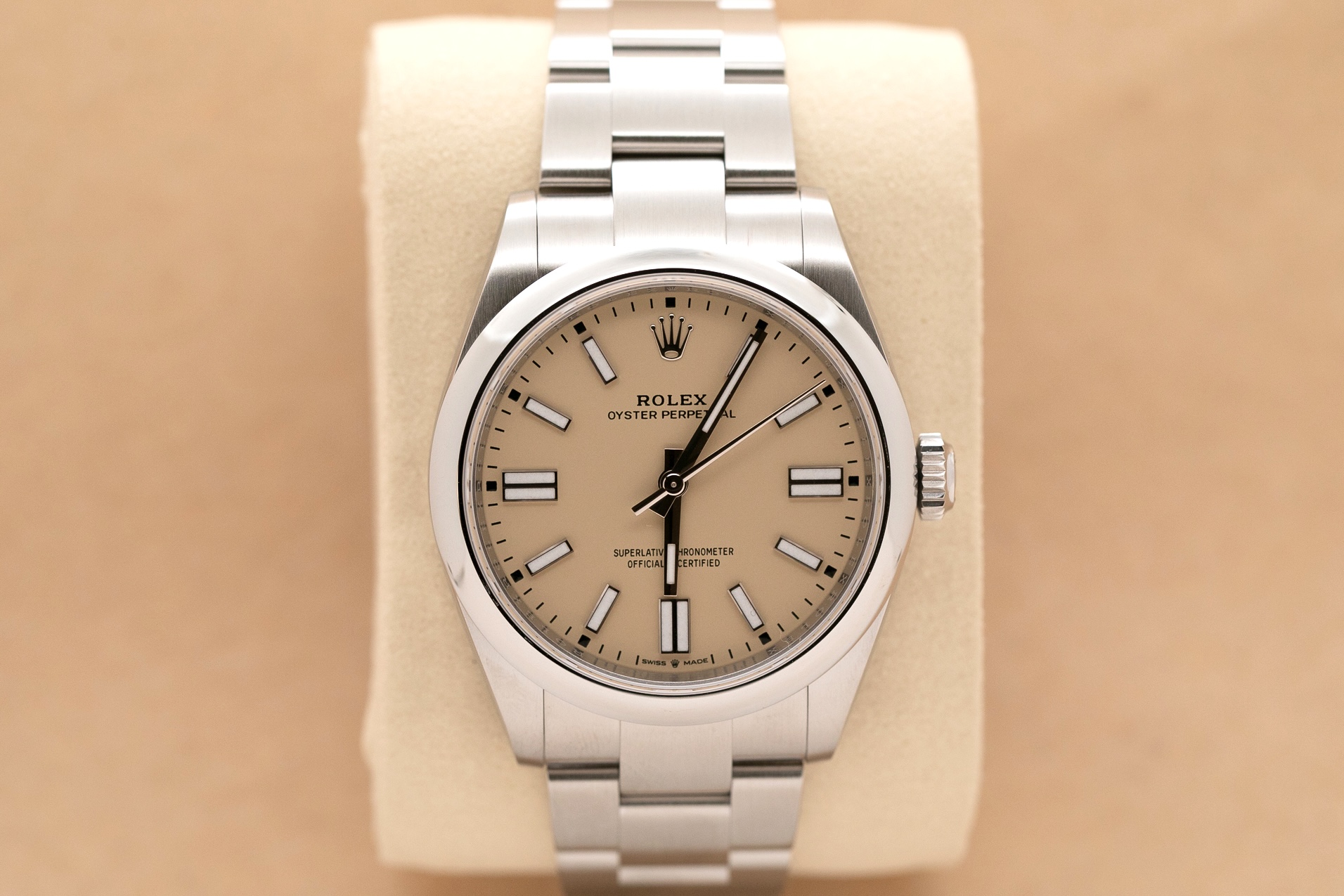 ROLEX 新型現行BOX 8個個HK What Does a Complete Rolex Box and Papers Look Like