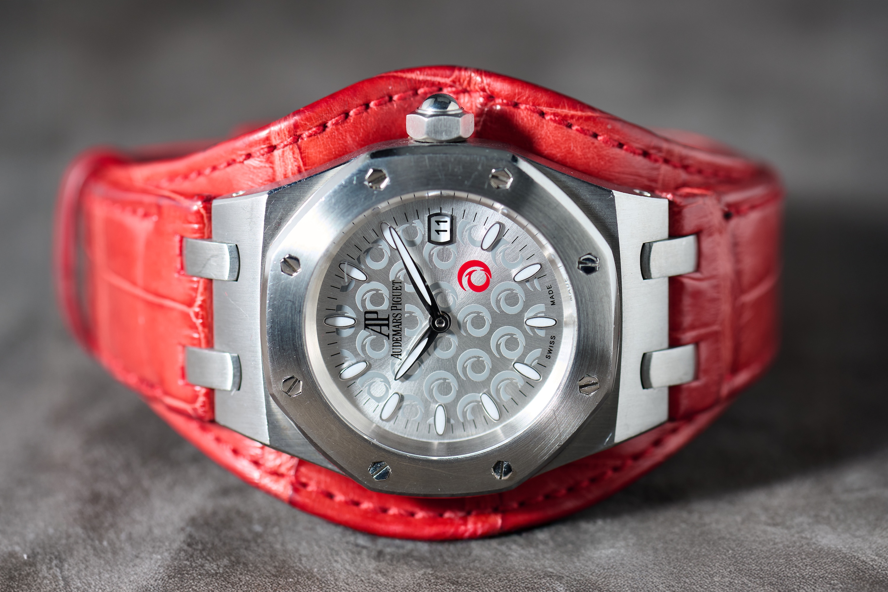 1983 AUDEMARS PIGUET ROYAL OAK QUARTZ For Sale by Auction in Paris